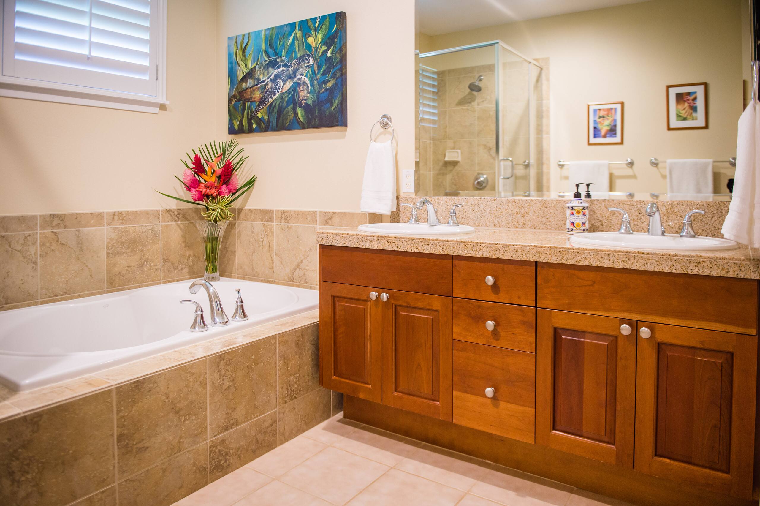 Condo in Princeville · ★5.0 · 2 bedrooms · 3 beds · 3 baths - Image 24