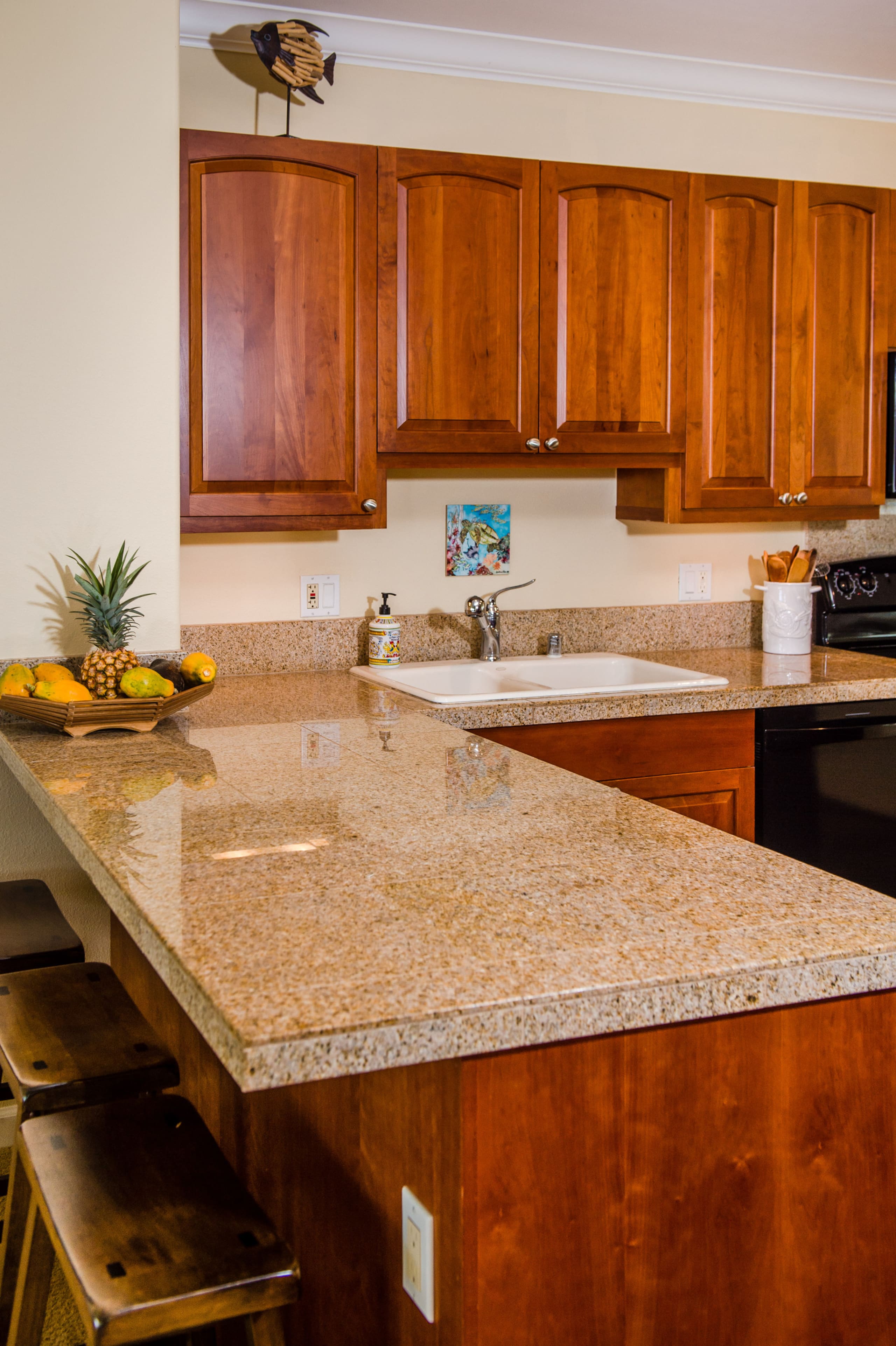 Condo in Princeville · ★5.0 · 2 bedrooms · 3 beds · 3 baths - Image 19