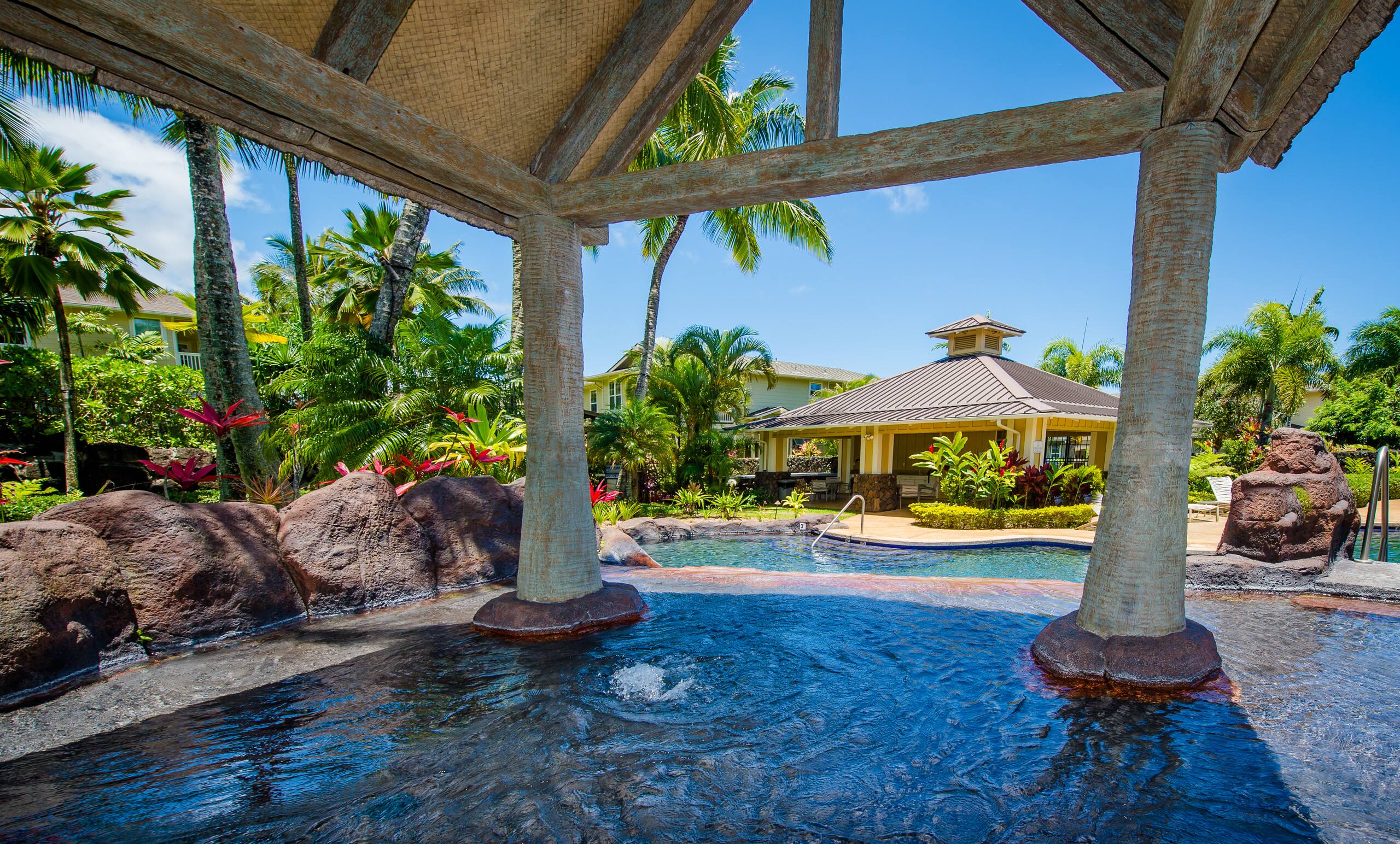 Condo in Princeville · ★5.0 · 2 bedrooms · 3 beds · 3 baths - Image 2