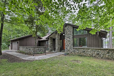 Arbor Vitae Home w/ Game Room: Snowmobiles Welcome