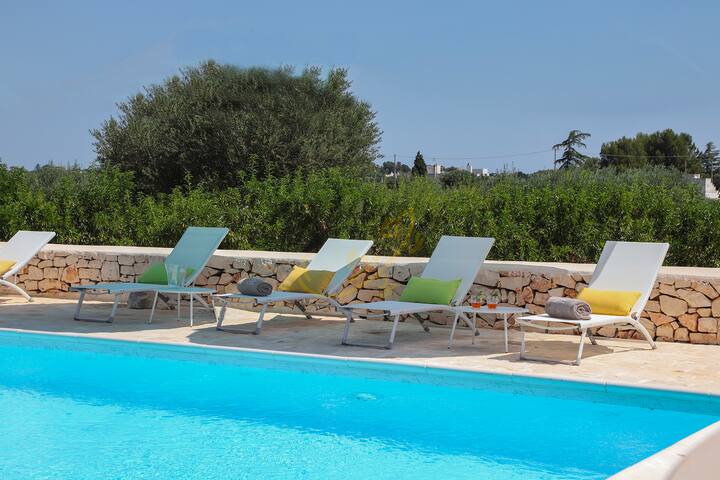 TD Trulli della Magnolia Trulli w/ Amazing Garden gallery image 4