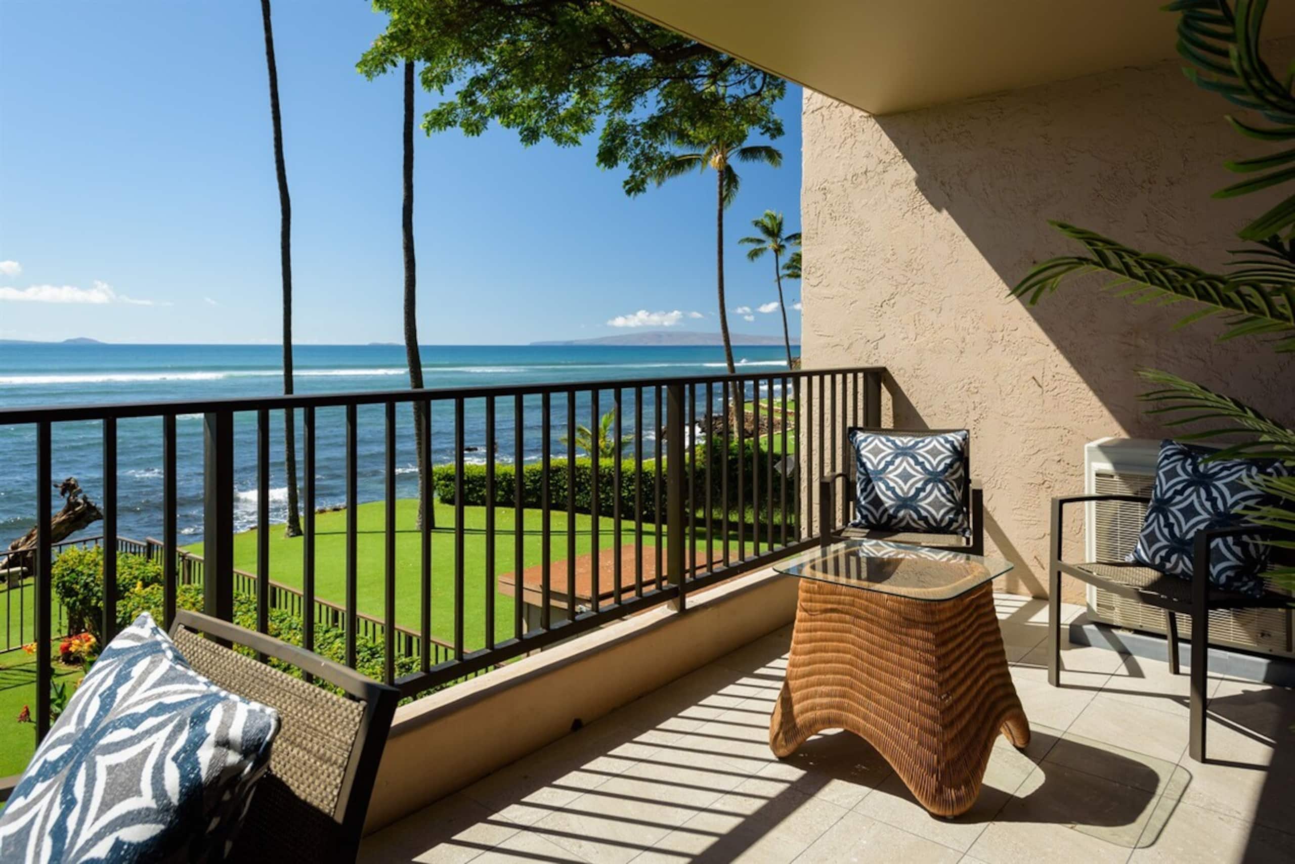 Condo in Wailuku · ★4.92 · 3 bedrooms · 5 beds · 2 private baths - Image 5