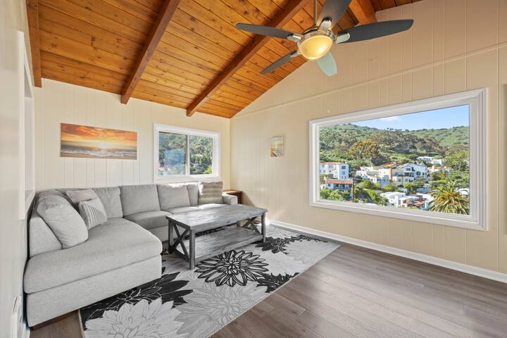 Hilltop House: Upgraded home with views & Cart. gallery image 4