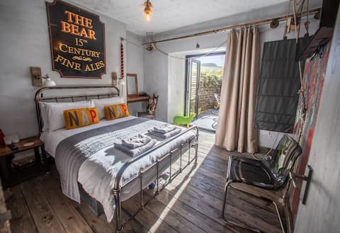 James' Place Dowlais Self Catering Studio 1 Butty