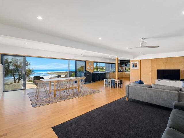 The Black House gallery image 4