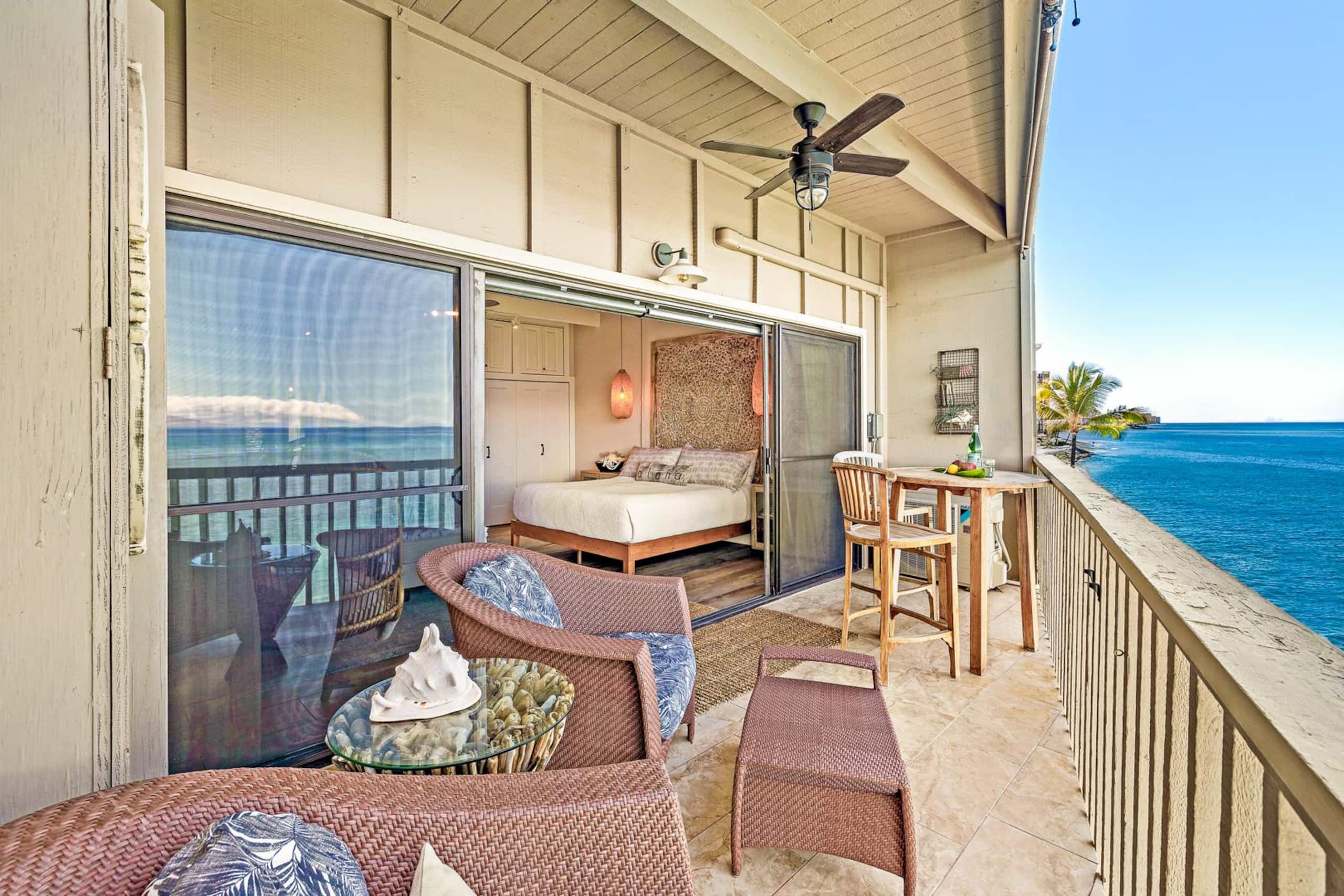 Condo in Lahaina · ★4.98 · 1 bedroom · 1 bed · 1 bath - Image 25