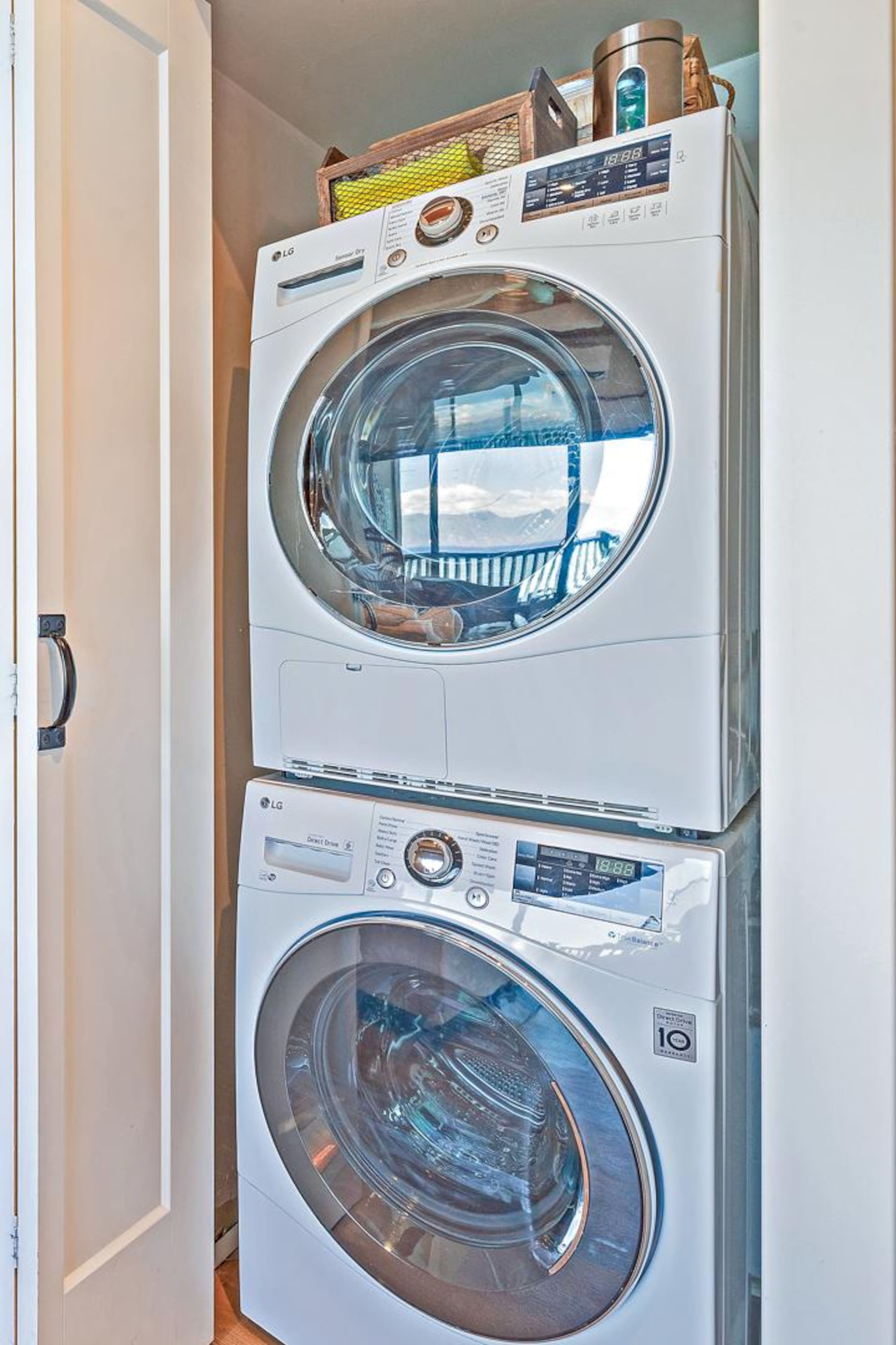 Condo in Lahaina · ★4.98 · 1 bedroom · 1 bed · 1 bath - Image 32