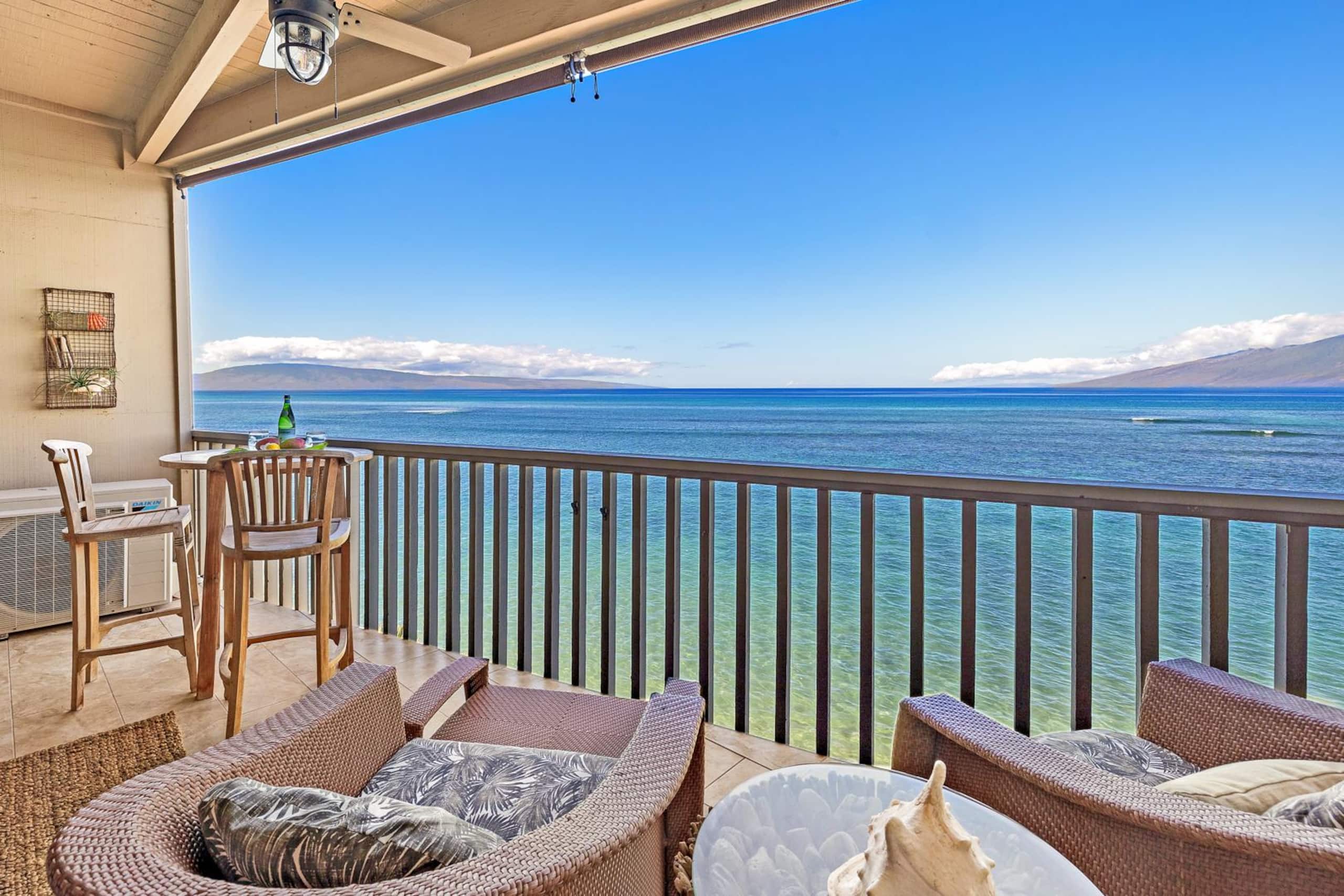 Condo in Lahaina · ★4.98 · 1 bedroom · 1 bed · 1 bath - Image 27