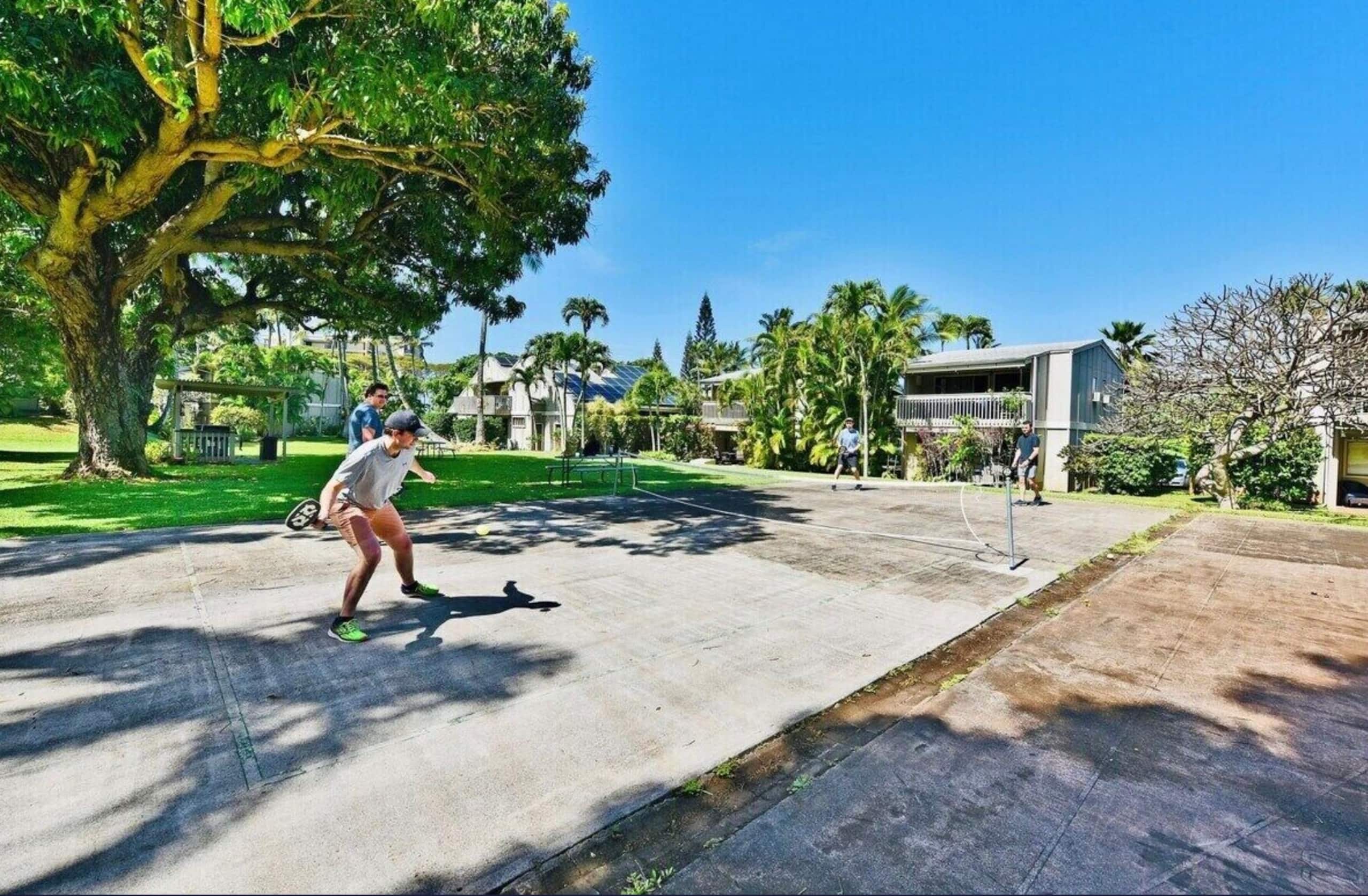 Condo in Lahaina · ★4.98 · 1 bedroom · 1 bed · 1 bath - Image 33