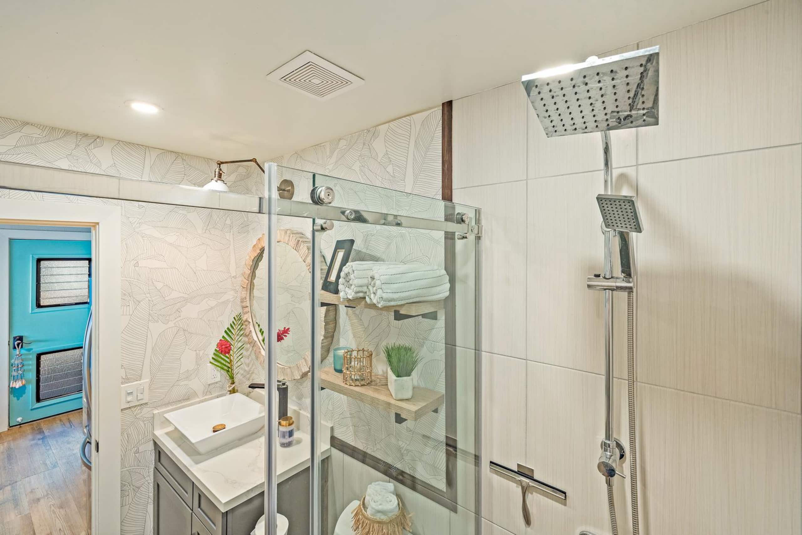 Condo in Lahaina · ★4.98 · 1 bedroom · 1 bed · 1 bath - Image 21