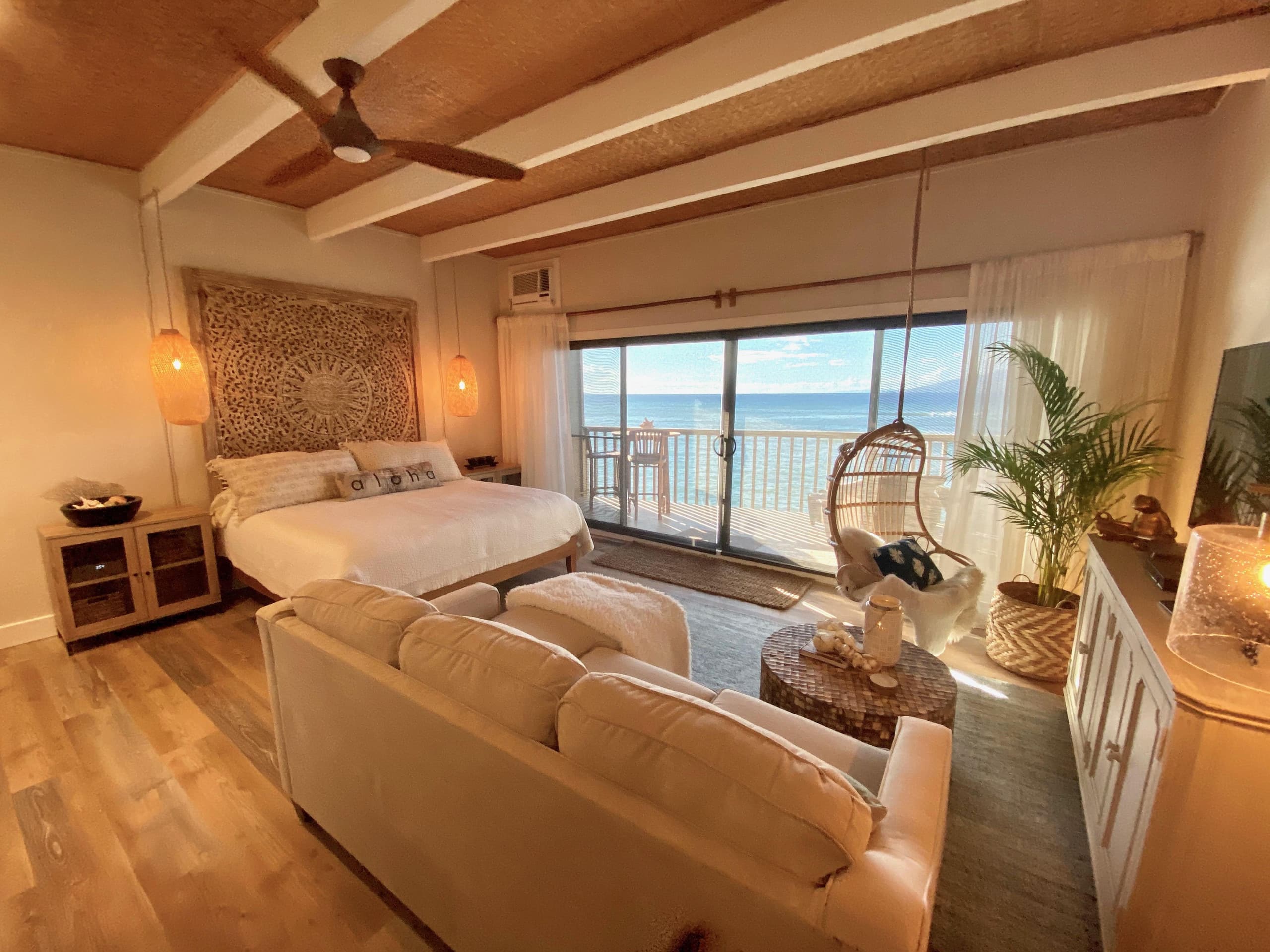 Condo in Lahaina · ★4.98 · 1 bedroom · 1 bed · 1 bath - Image 11