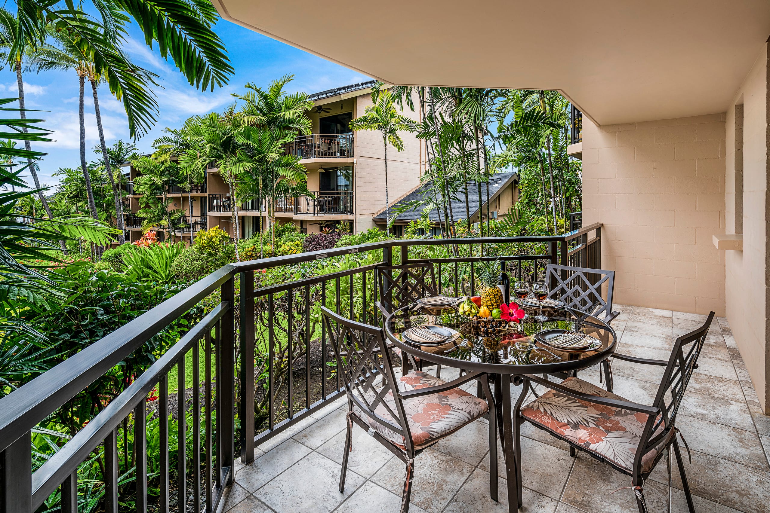 Condo in Kailua-Kona · ★4.72 · 1 bedroom · 2 beds · 1 bath - Image 9