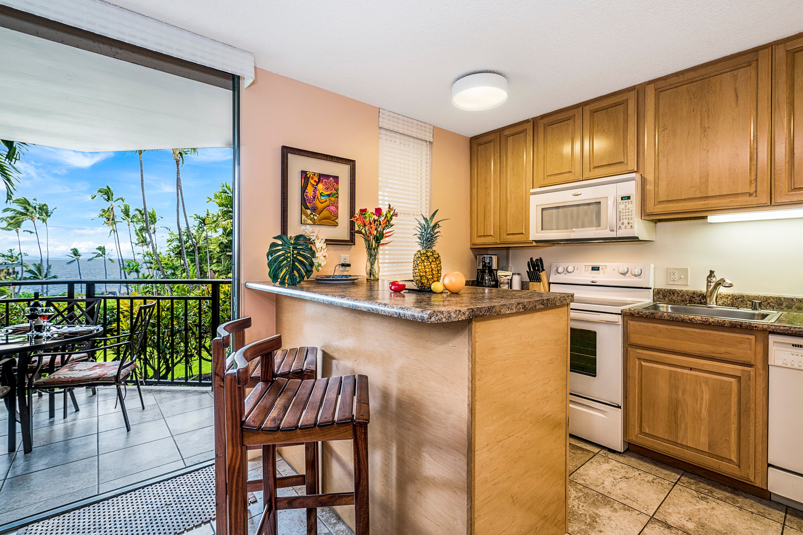 Condo in Kailua-Kona · ★4.72 · 1 bedroom · 2 beds · 1 bath - Image 5