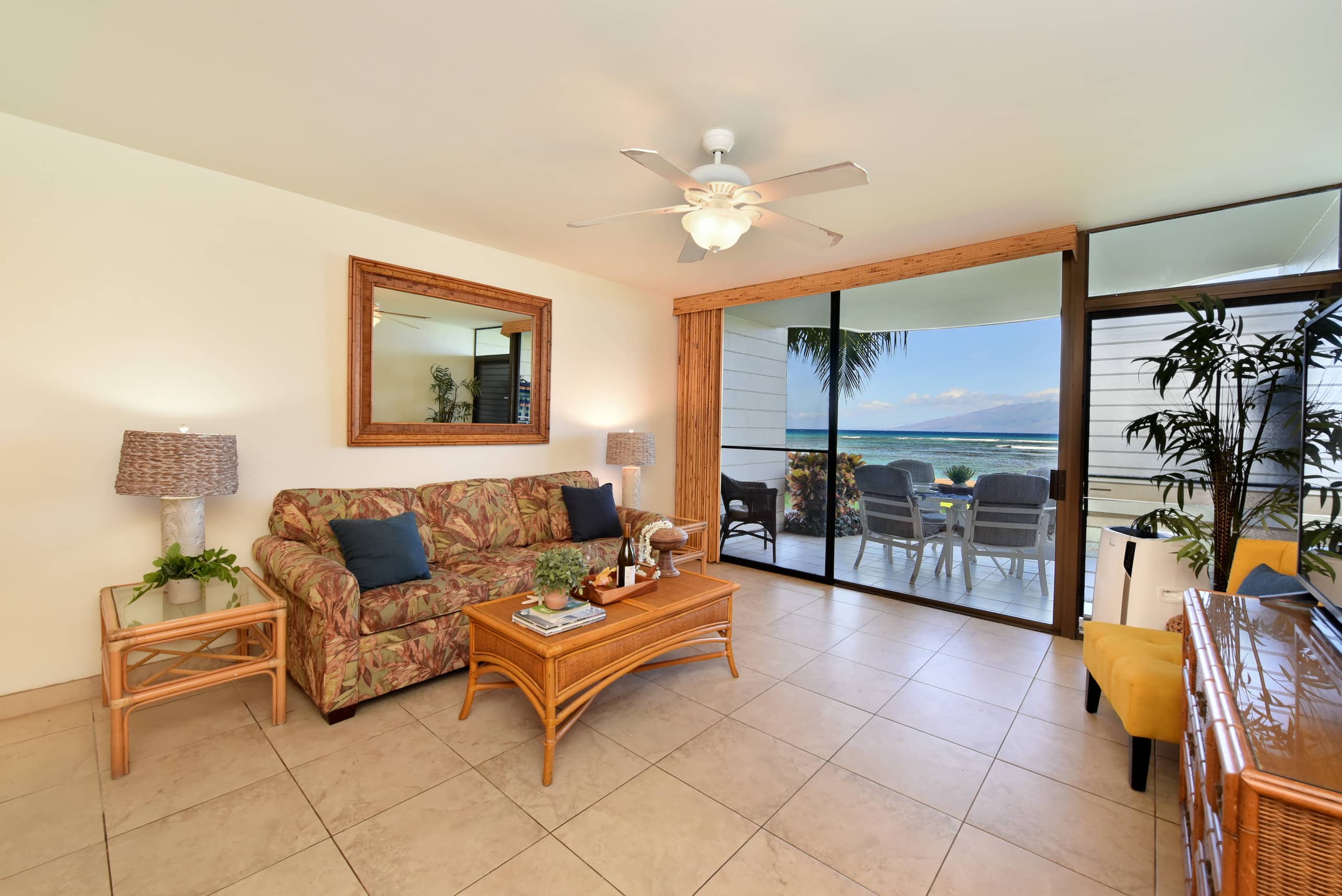 Condo in Lahaina · ★4.59 · 1 bedroom · 2 beds · 1 bath - Image 2