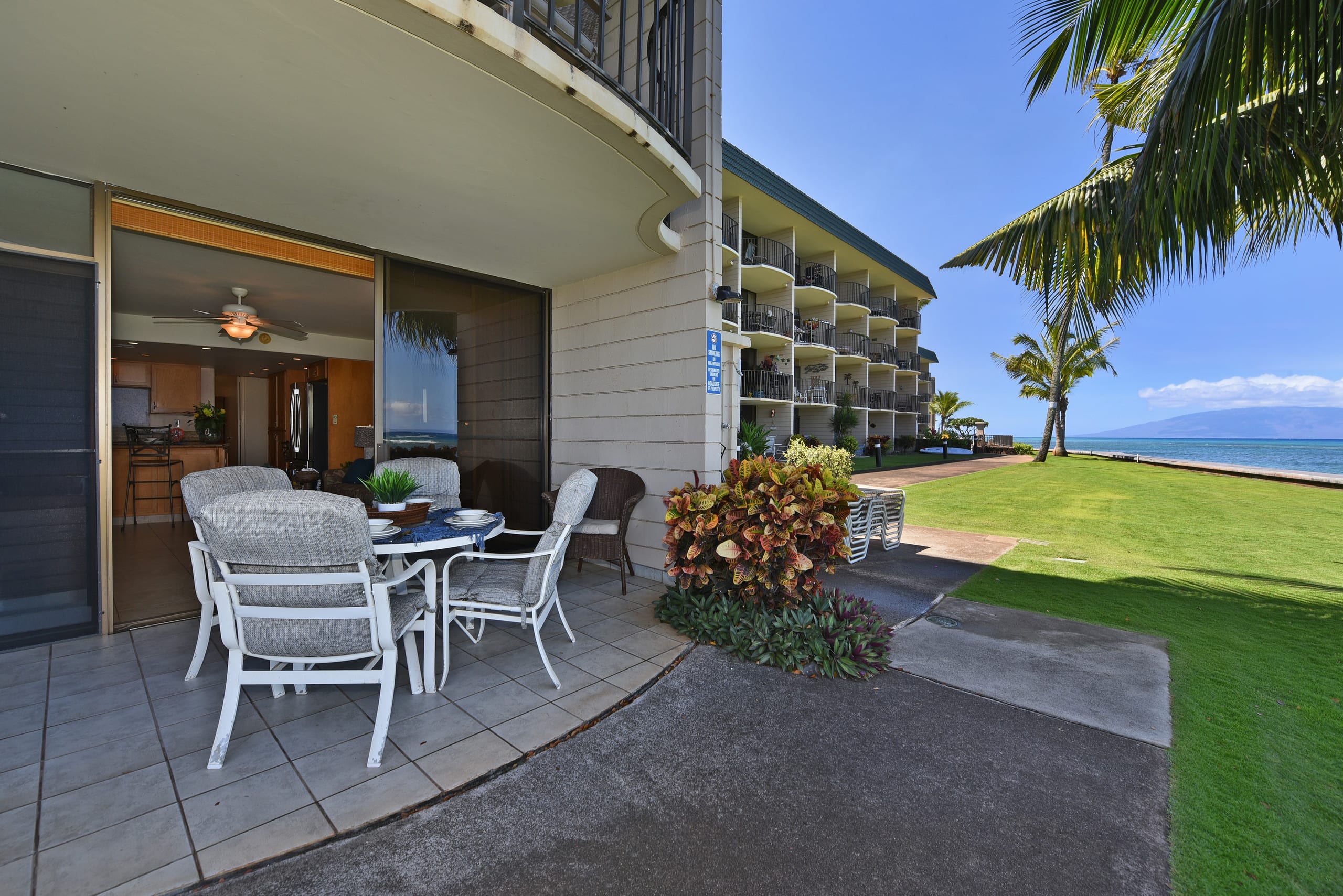 Condo in Lahaina · ★4.59 · 1 bedroom · 2 beds · 1 bath - Image 23