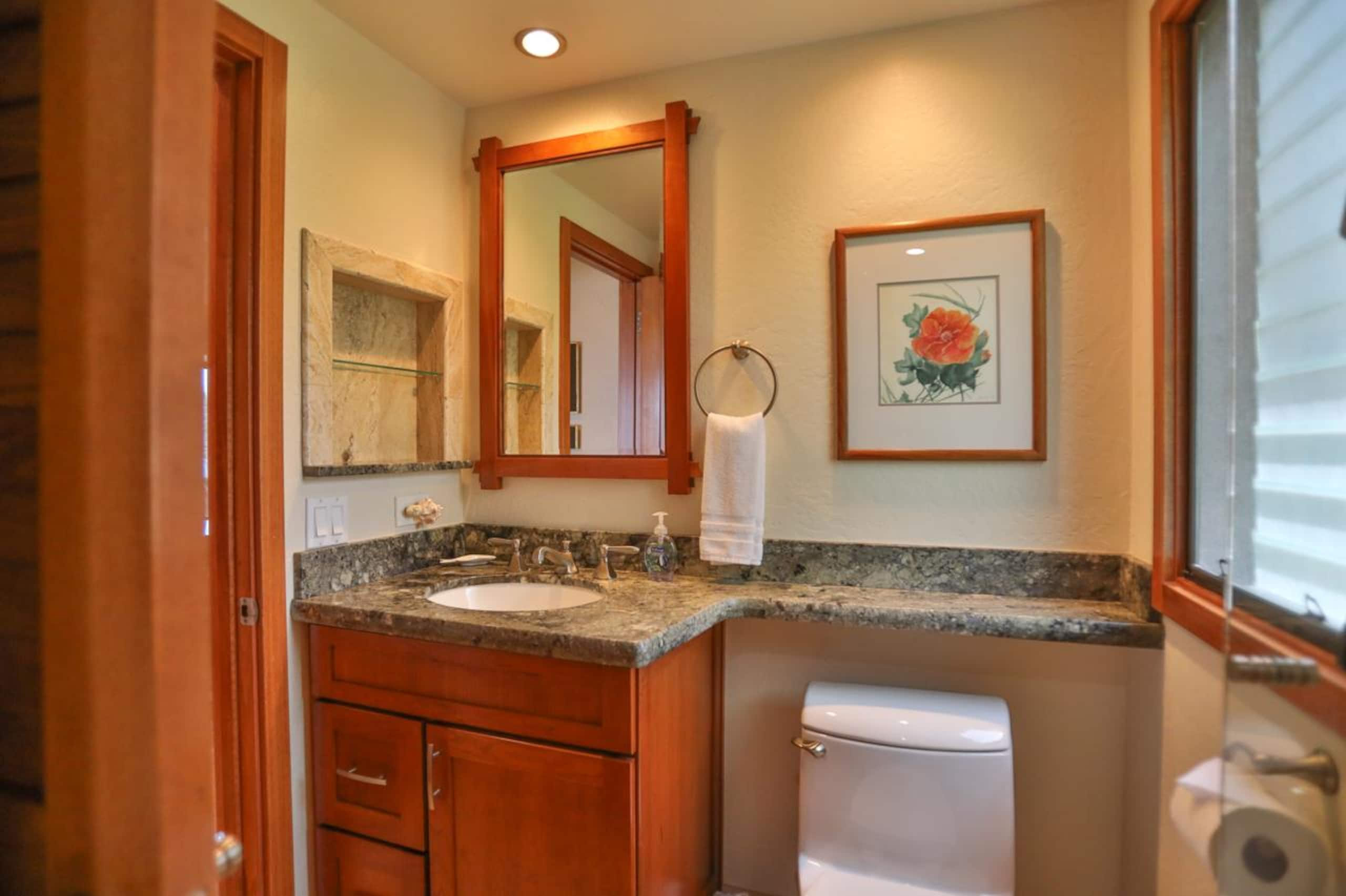Condo in Kihei · ★5.0 · 1 bedroom · 2 beds · 2 baths - Image 18