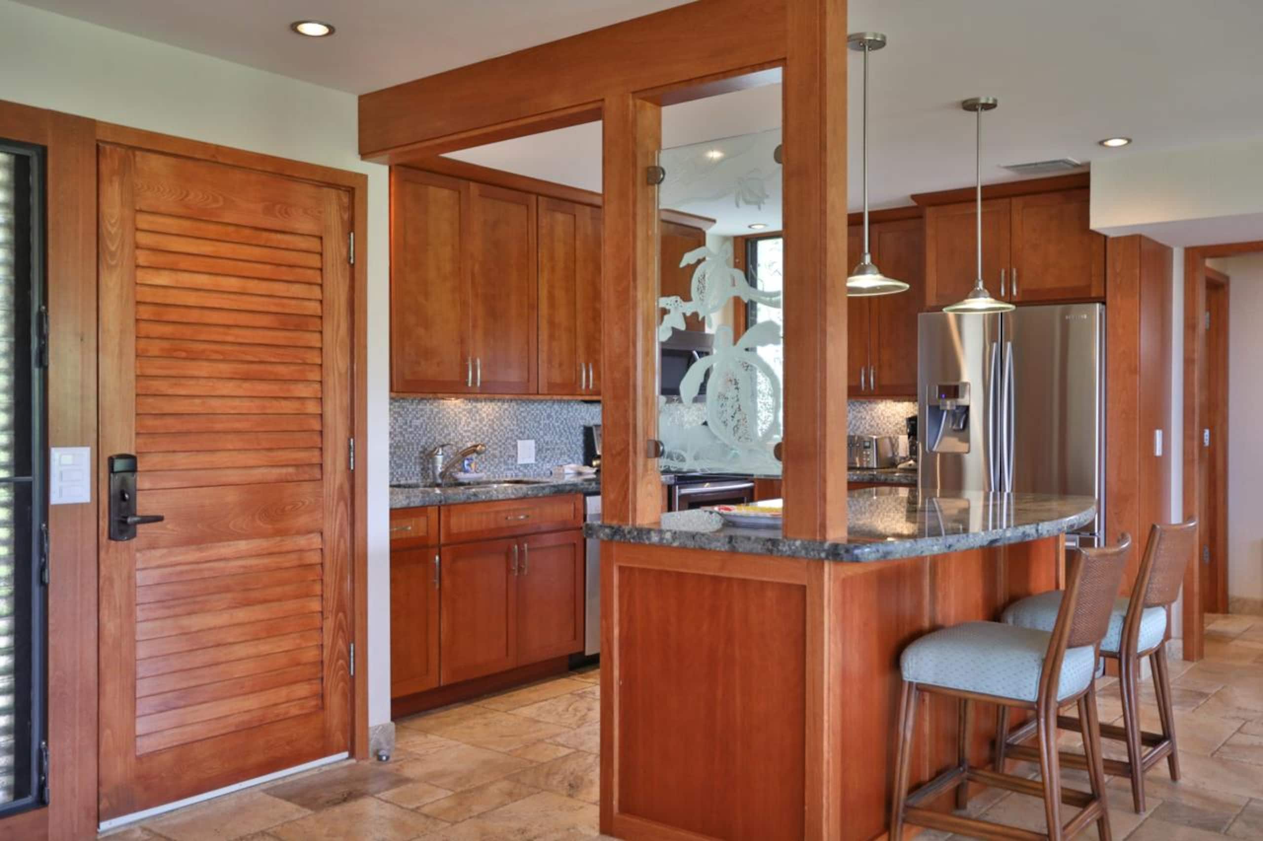Condo in Kihei · ★5.0 · 1 bedroom · 2 beds · 2 baths - Image 4