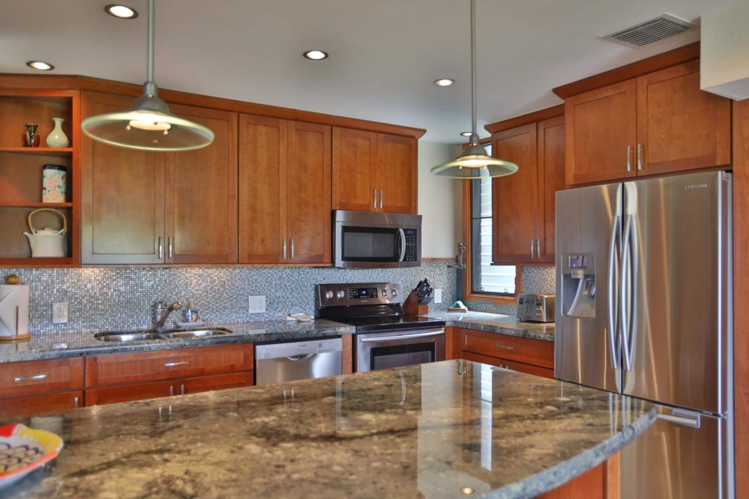 Condo in Kihei · ★5.0 · 1 bedroom · 2 beds · 2 baths - Image 5