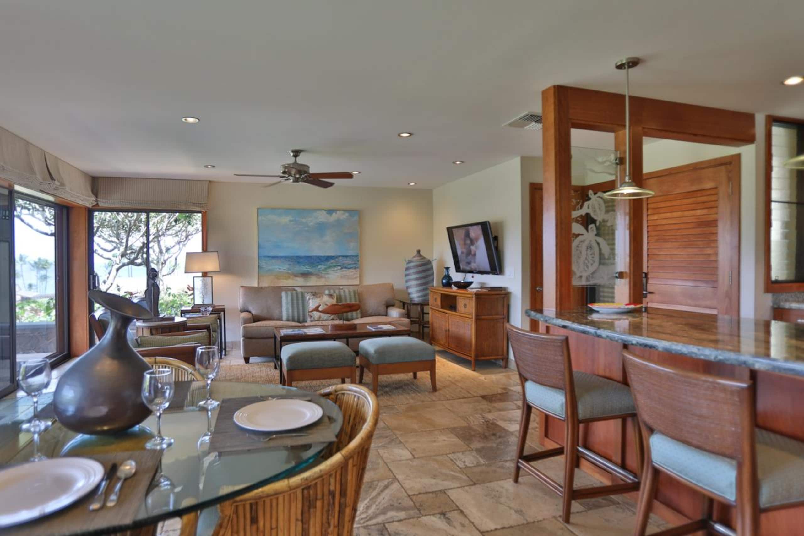 Condo in Kihei · ★5.0 · 1 bedroom · 2 beds · 2 baths - Image 2