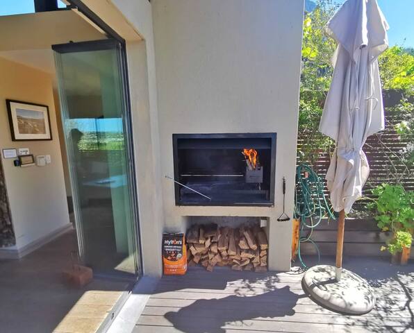 Table Mountain Villa gallery image 4