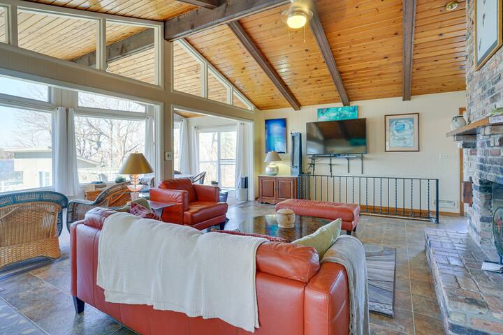 Cedar Lake Retreat w/ Boathouse & Dock! gallery image 5