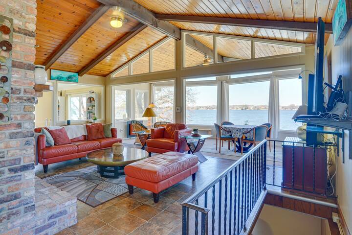 Cedar Lake Retreat w/ Boathouse & Dock! gallery image 4