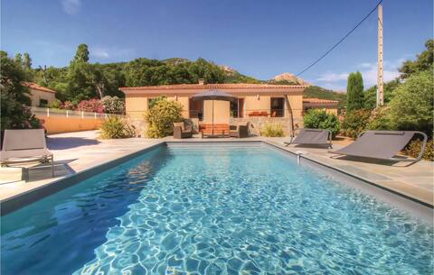 Awesome home in Algajola with WiFi