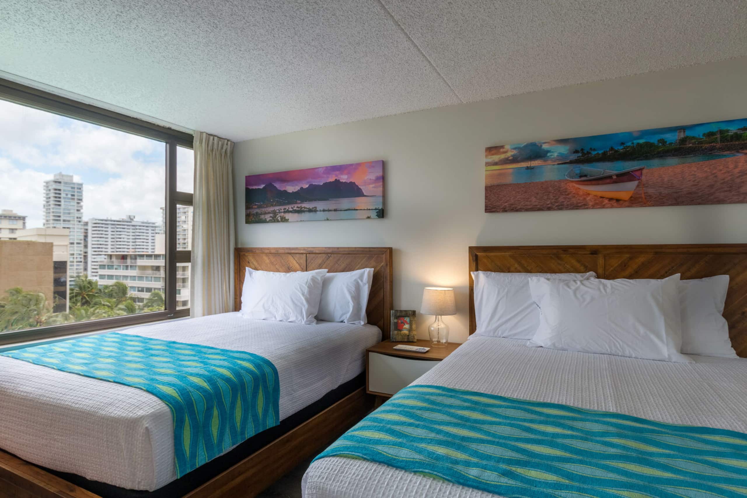 Condo in Honolulu · ★4.33 · 1 bedroom · 2 beds · 1 private bath - Image 1