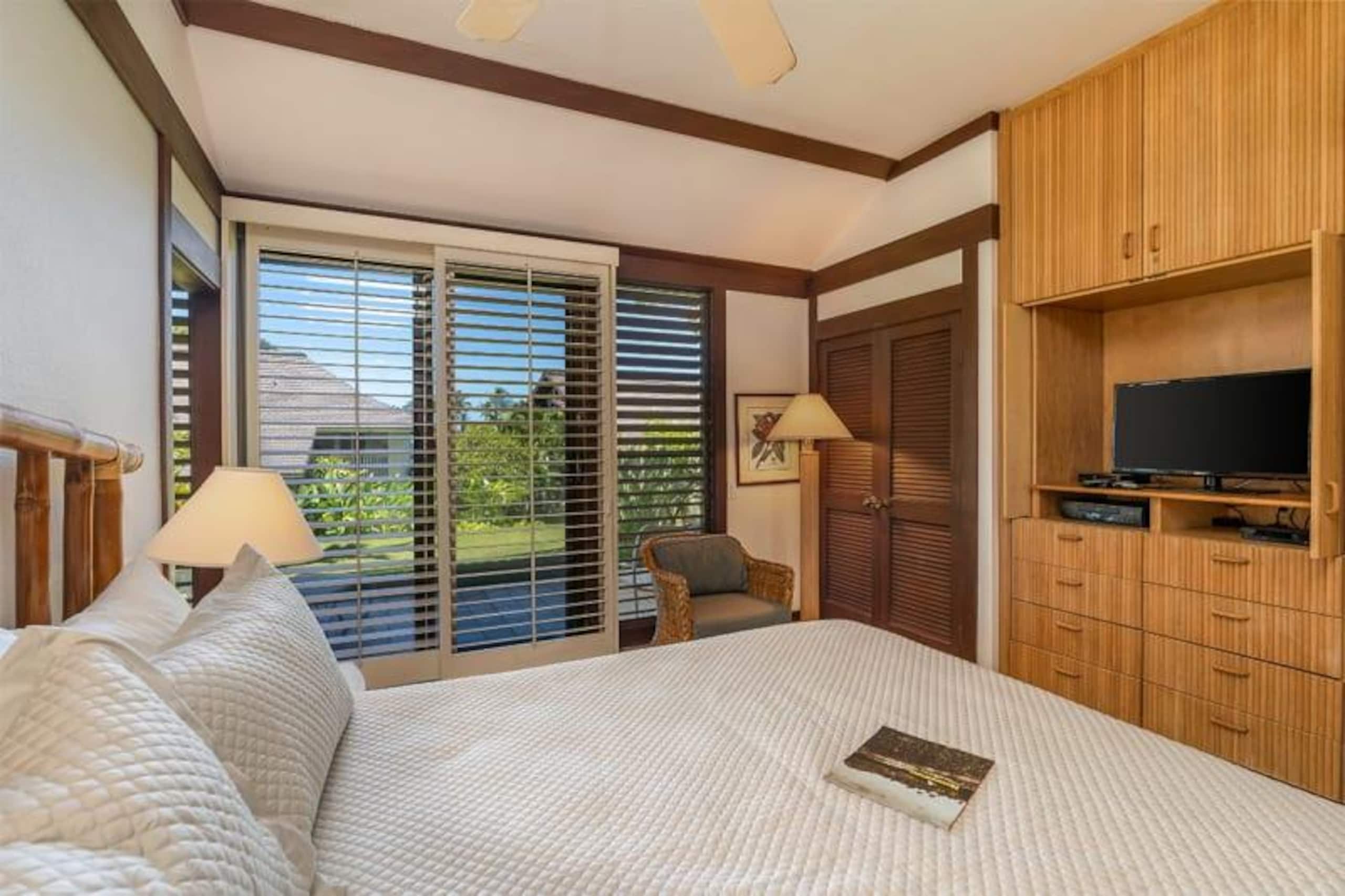 Condo in Koloa · ★4.07 · 2 bedrooms · 3 beds · 2 baths - Photo 11
