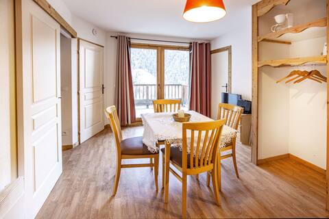 Hameau 8 202 - Spa & Pool apartment 4 people