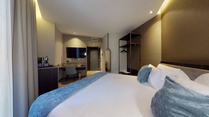 Galleria boutique hotel – Family Executive room gallery image 4