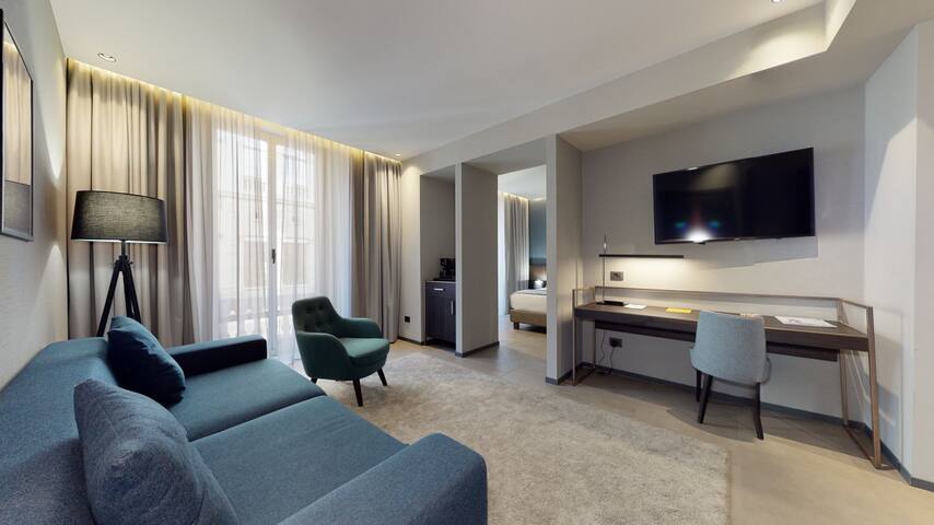 Galleria boutique hotel – Family Duomo Suite gallery image 5