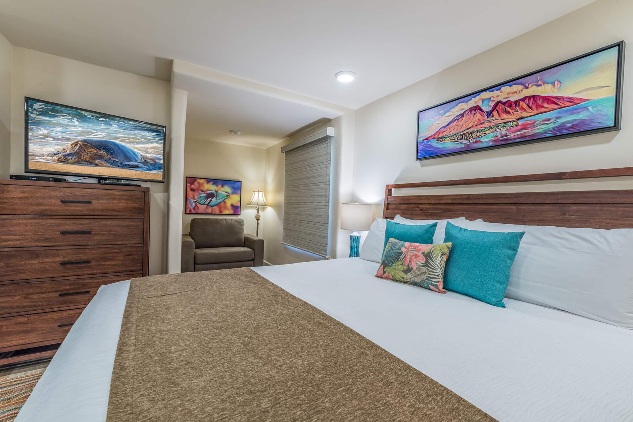 Condo in Lahaina · ★4.89 · 2 bedrooms · 2 beds · 2 baths - Image 11