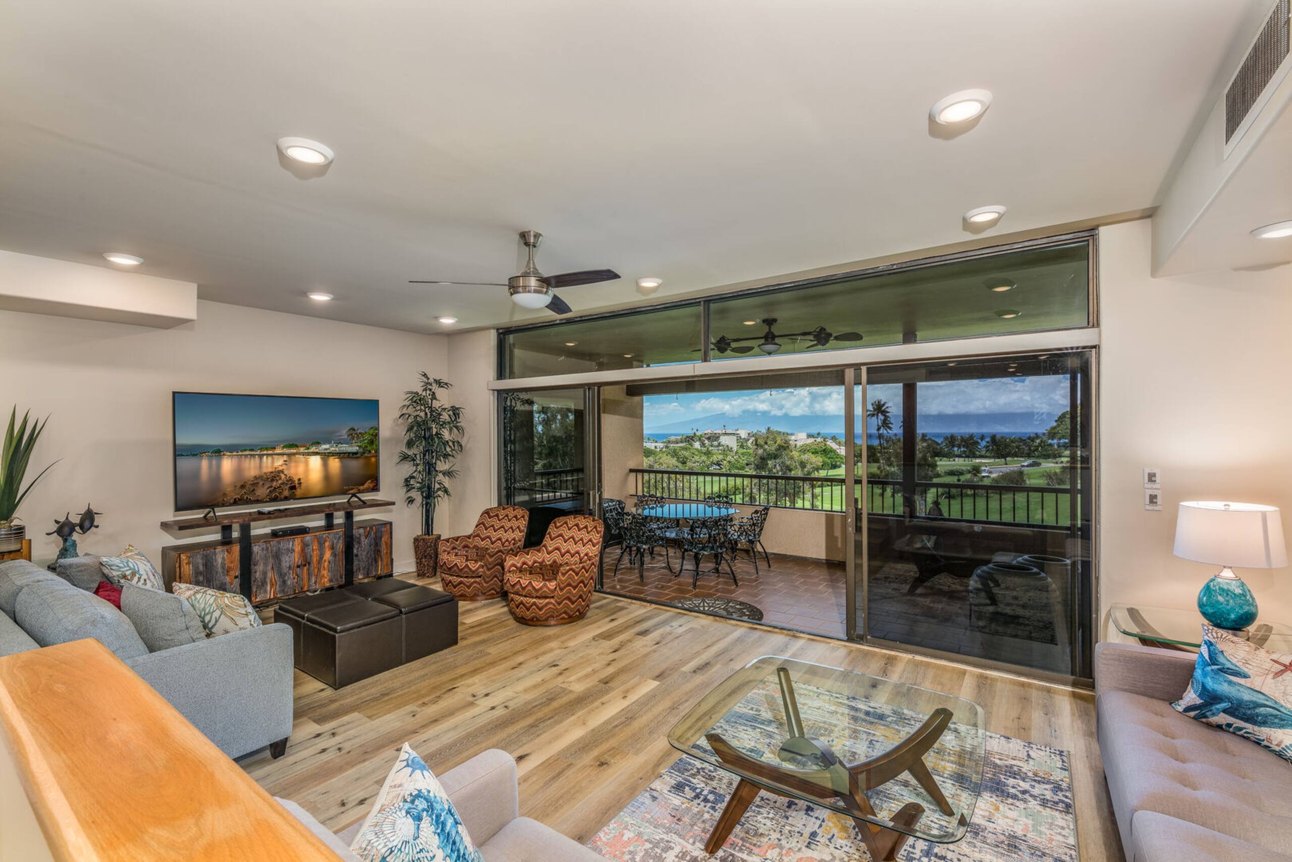 Condo in Lahaina · ★4.89 · 2 bedrooms · 2 beds · 2 baths - Image 38