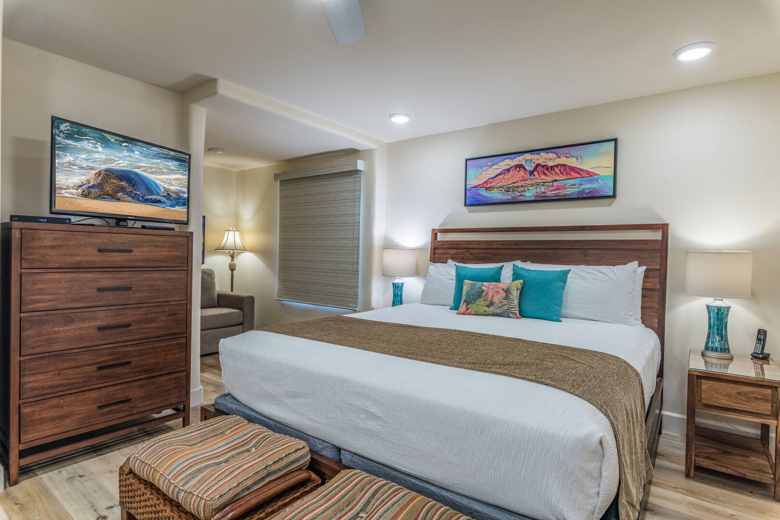 Condo in Lahaina · ★4.89 · 2 bedrooms · 2 beds · 2 baths - Image 15
