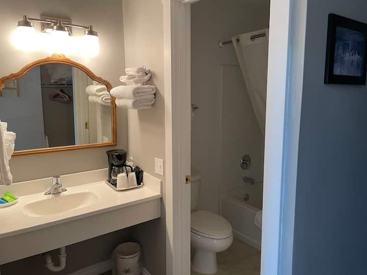 10 Best Airbnb Vacation Rentals In Bonners Ferry, Idaho Updated 2024