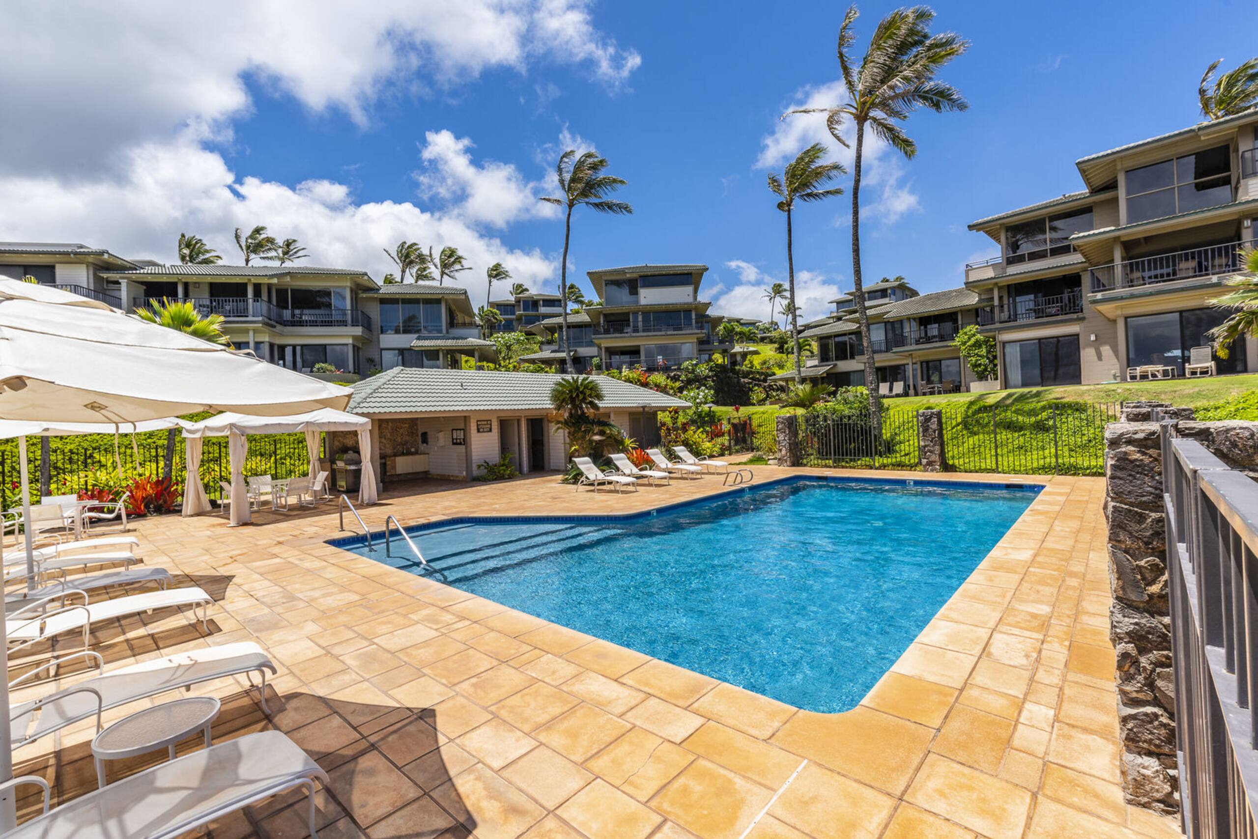 Condo in Lahaina · ★4.8 · 1 bedroom · 2 beds · 1 bath - Image 27