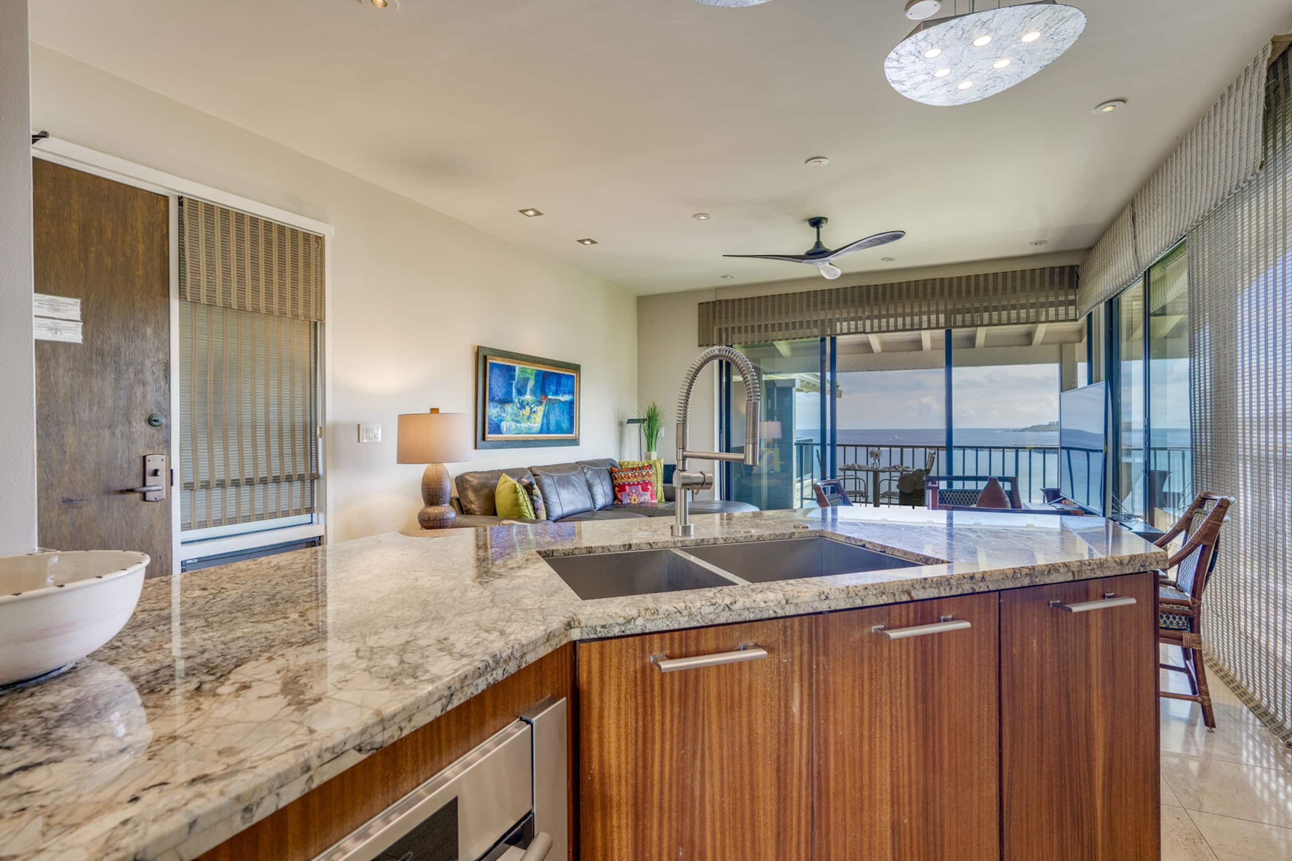 Condo in Lahaina · ★4.79 · 1 bedroom · 1 bed · 1.5 baths - Image 7