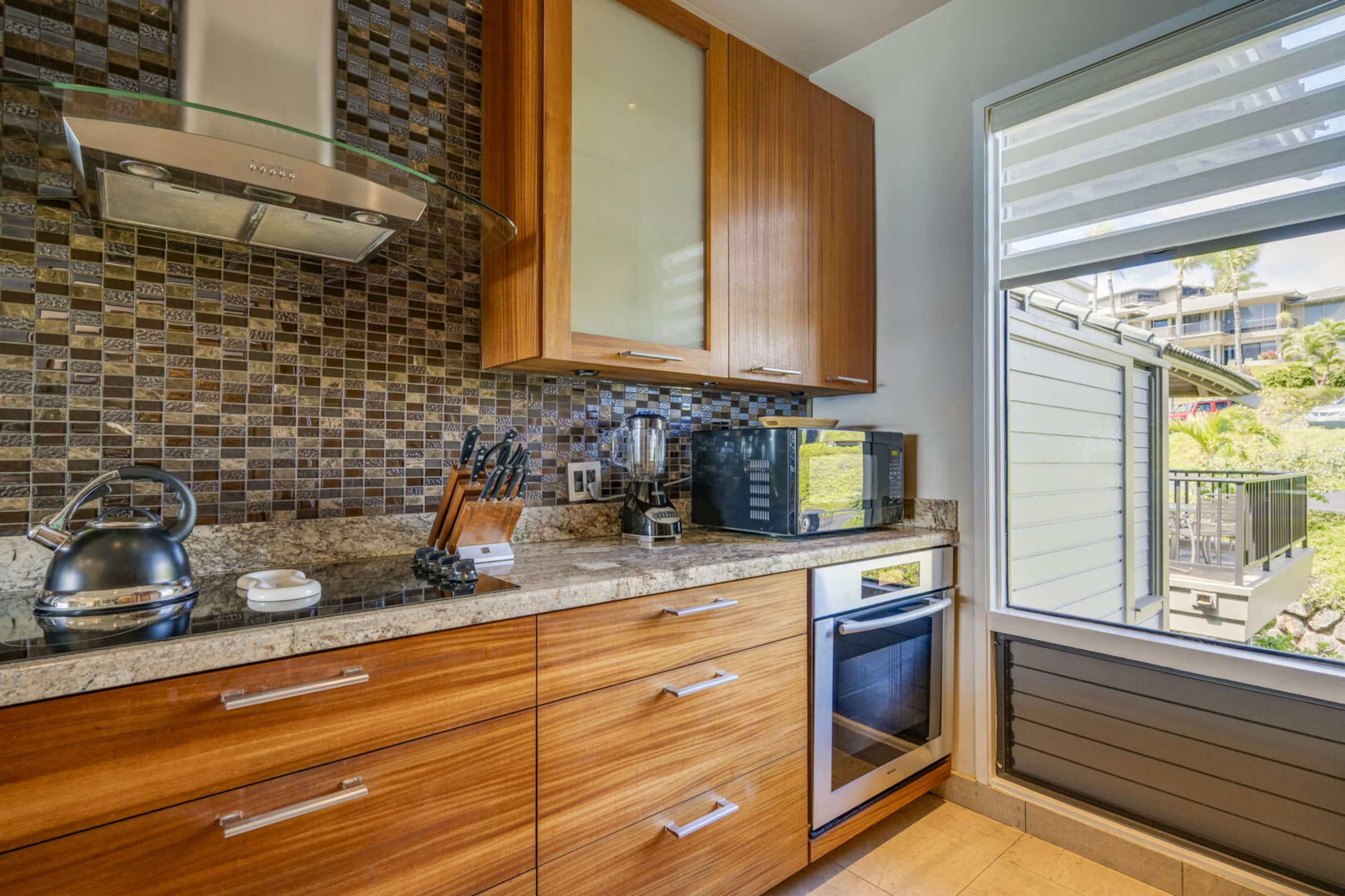 Condo in Lahaina · ★4.79 · 1 bedroom · 1 bed · 1.5 baths - Image 11
