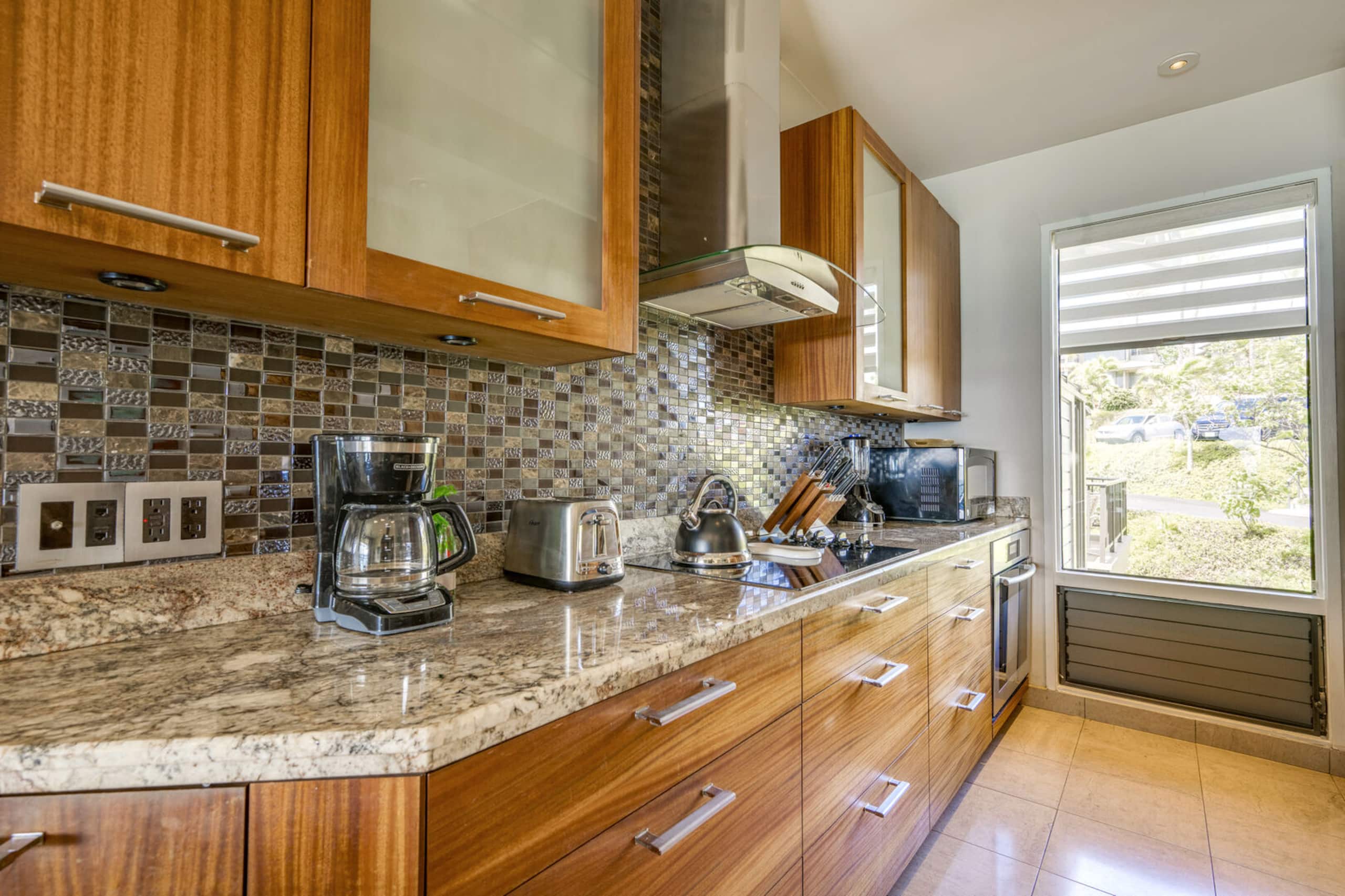 Condo in Lahaina · ★4.79 · 1 bedroom · 1 bed · 1.5 baths - Image 9