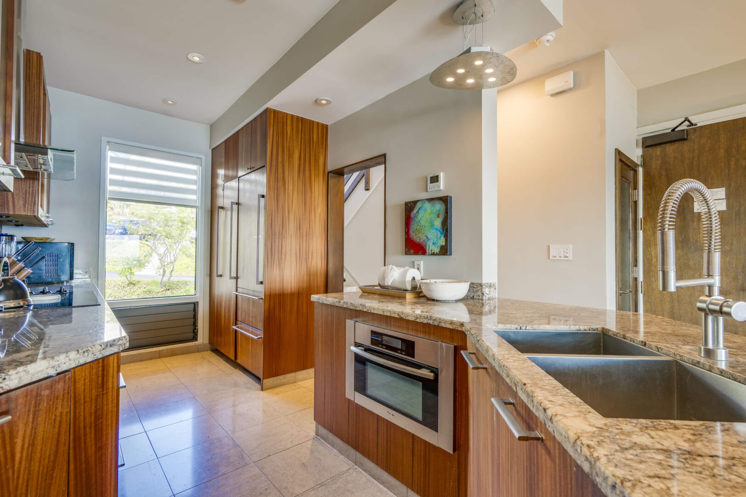 Condo in Lahaina · ★4.79 · 1 bedroom · 1 bed · 1.5 baths - Image 12