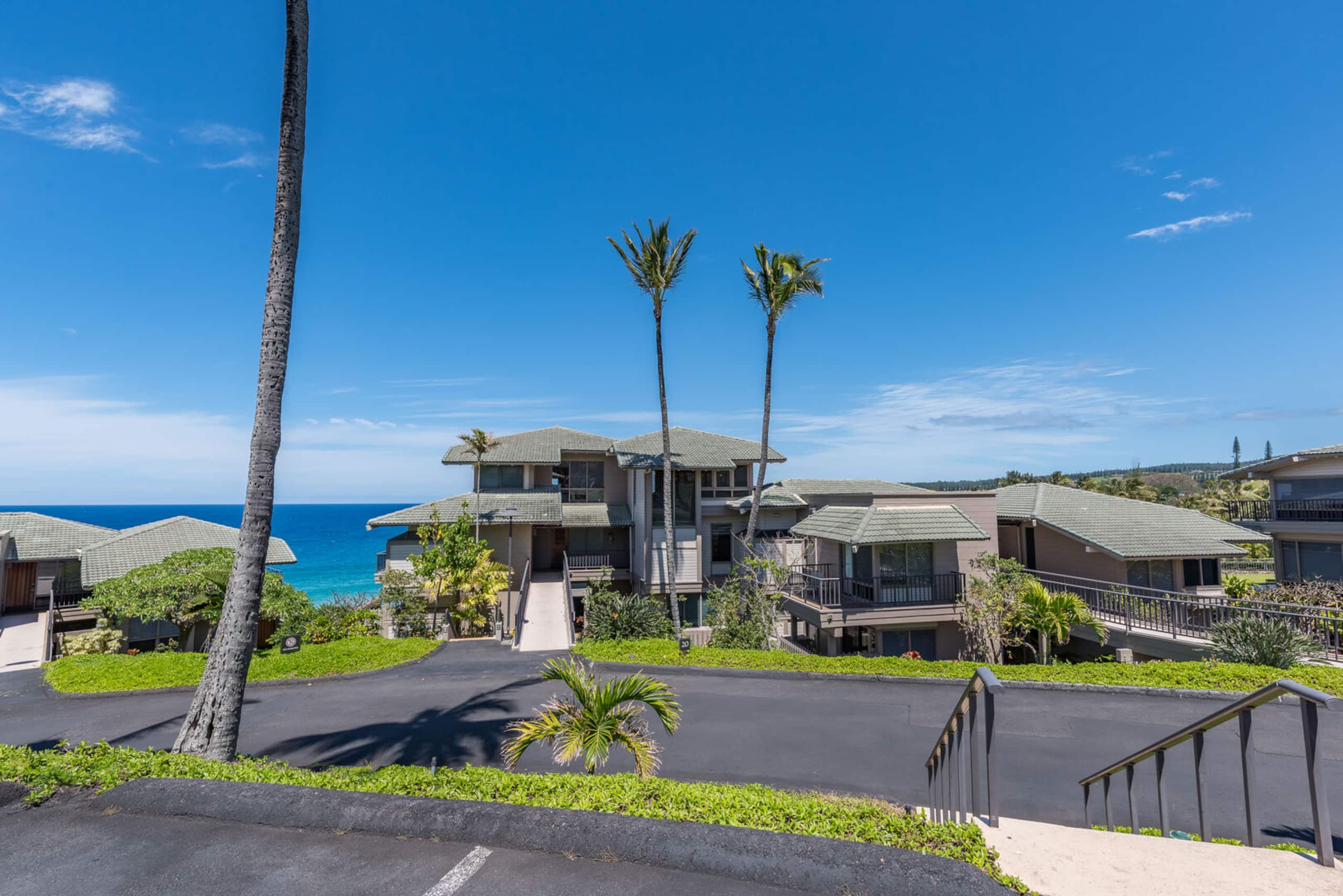 Condo in Lahaina · ★4.79 · 1 bedroom · 1 bed · 1.5 baths - Image 26