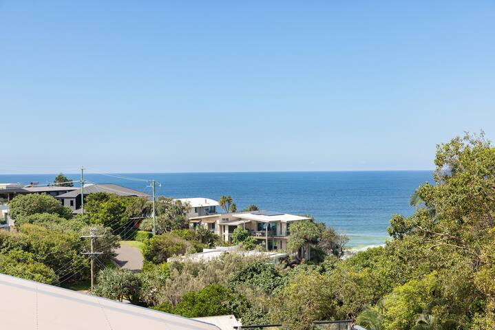 Tropical Retreat with Tranquil Private Pool gallery image 3