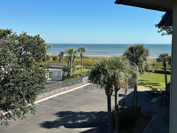 Totally Beachin' Coligny Oceanviews W/new Bikes/ch - Hilton Head Island, SC