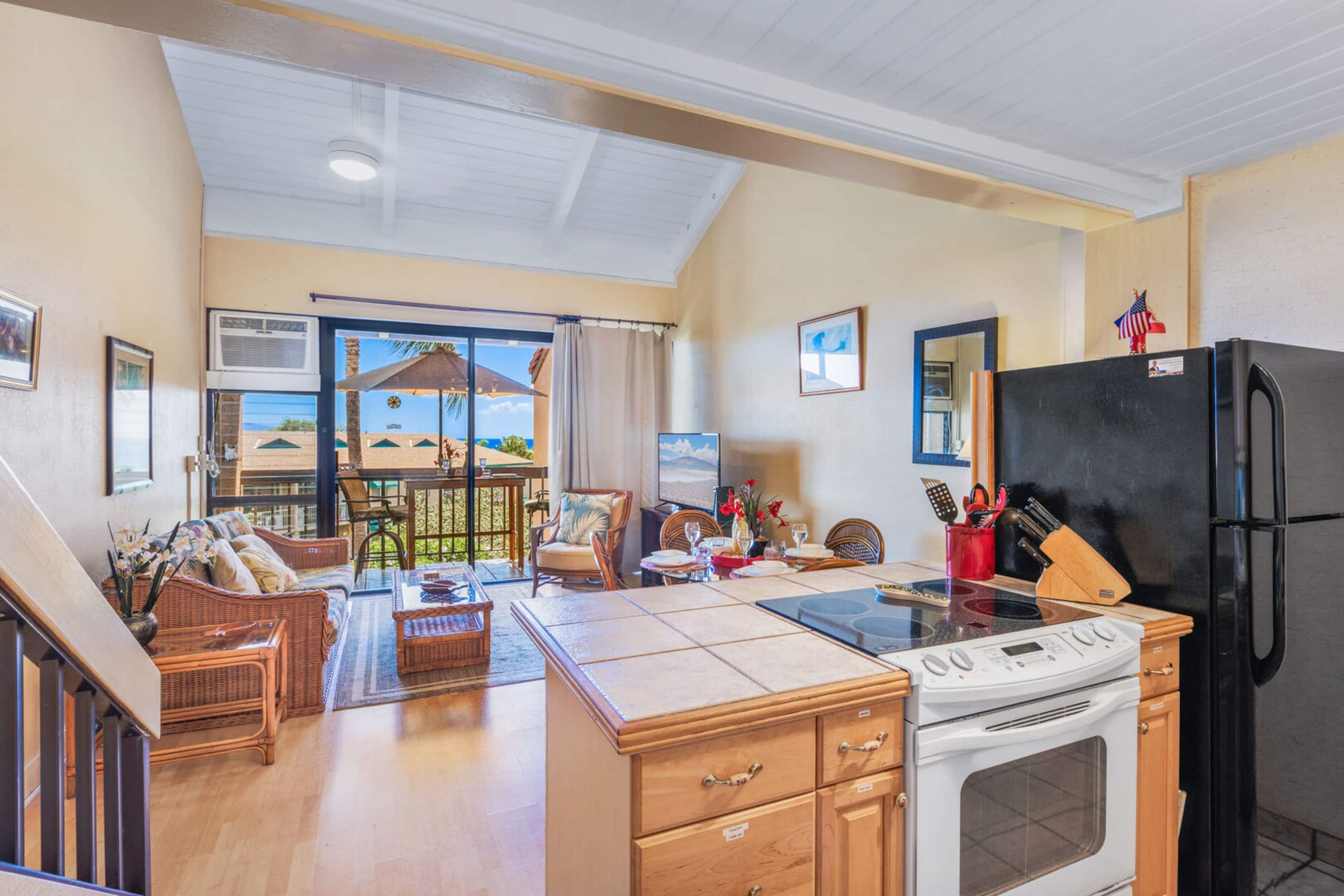 Condo in Kihei · ★4.58 · 2 bedrooms · 4 beds · 2 baths - Image 17