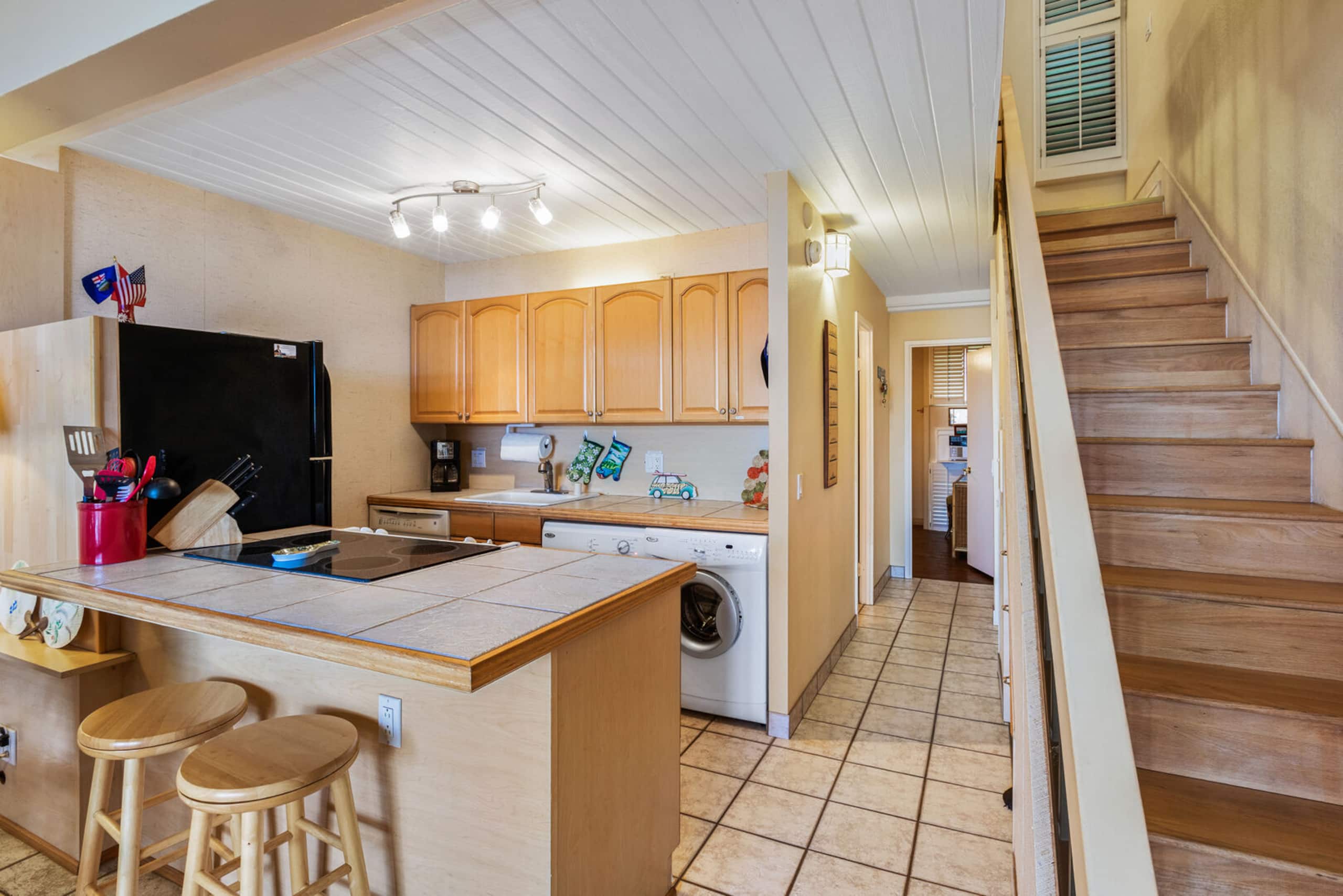 Condo in Kihei · ★4.58 · 2 bedrooms · 4 beds · 2 baths - Image 11