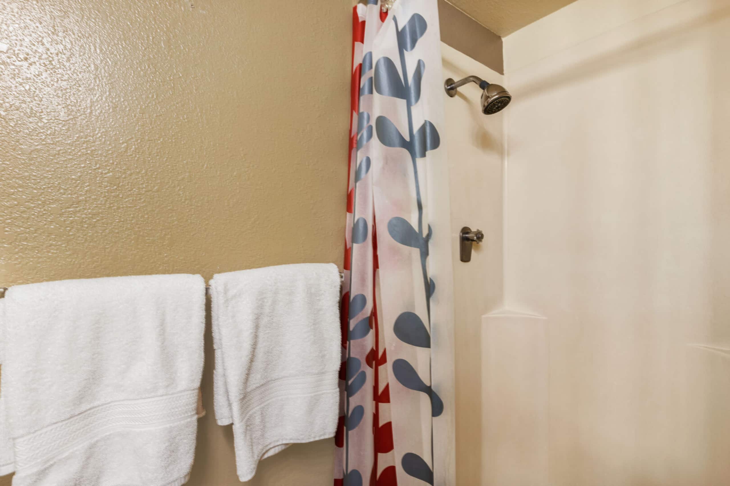 Condo in Kihei · ★4.58 · 2 bedrooms · 4 beds · 2 baths - Image 27