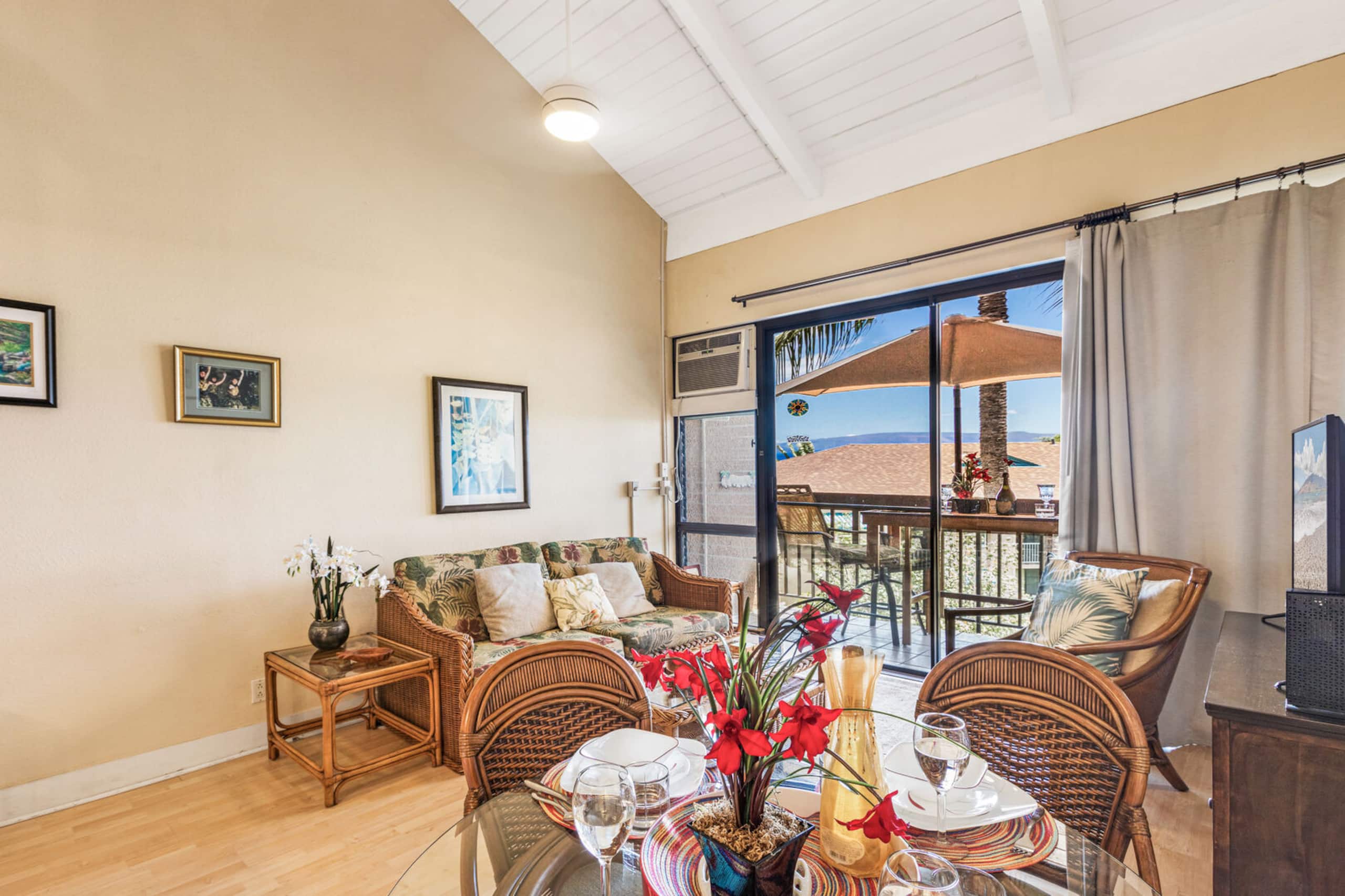Condo in Kihei · ★4.58 · 2 bedrooms · 4 beds · 2 baths - Image 14