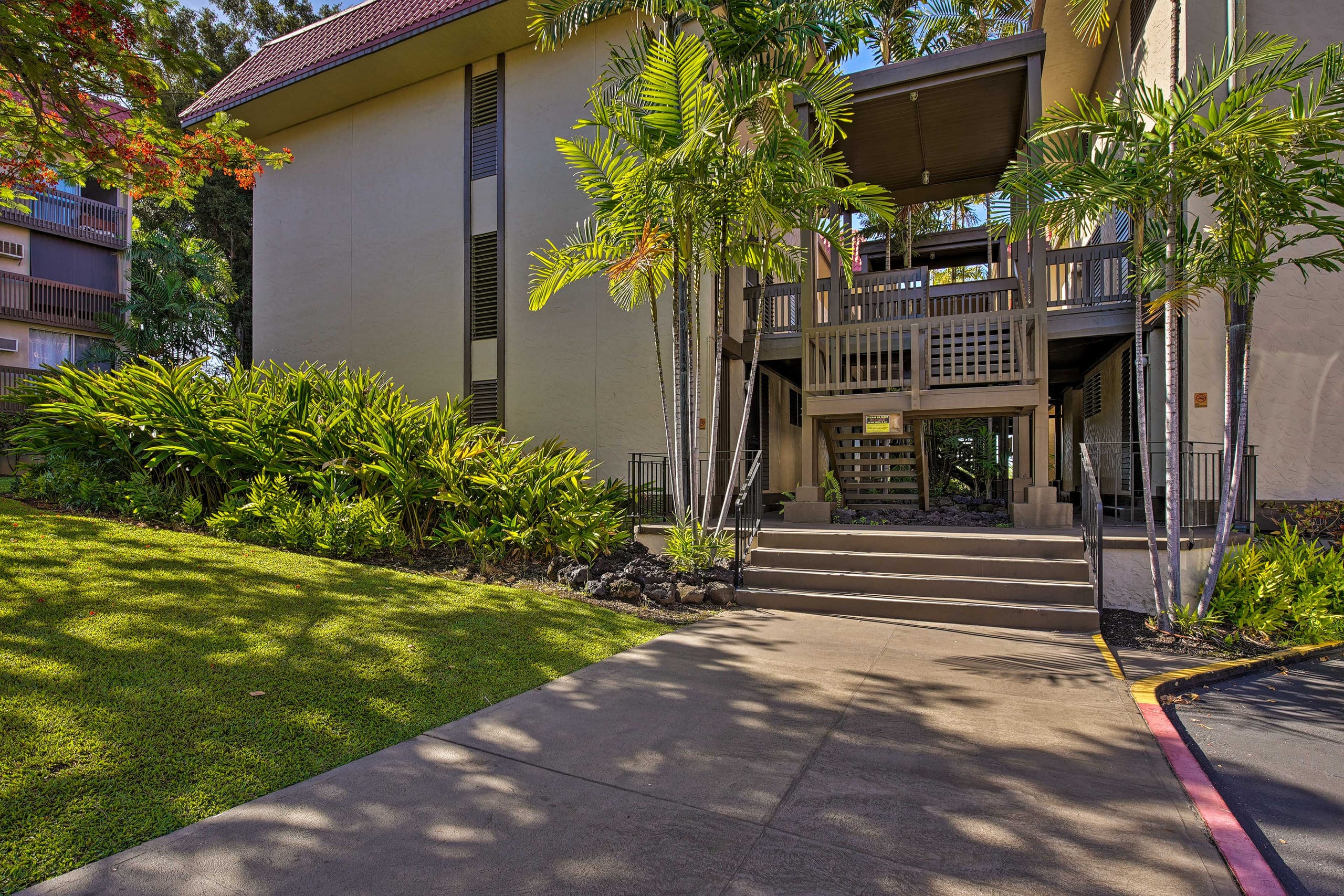 Condo in Kailua-Kona · ★4.47 · 2 bedrooms · 2 beds · 1.5 baths - Image 23