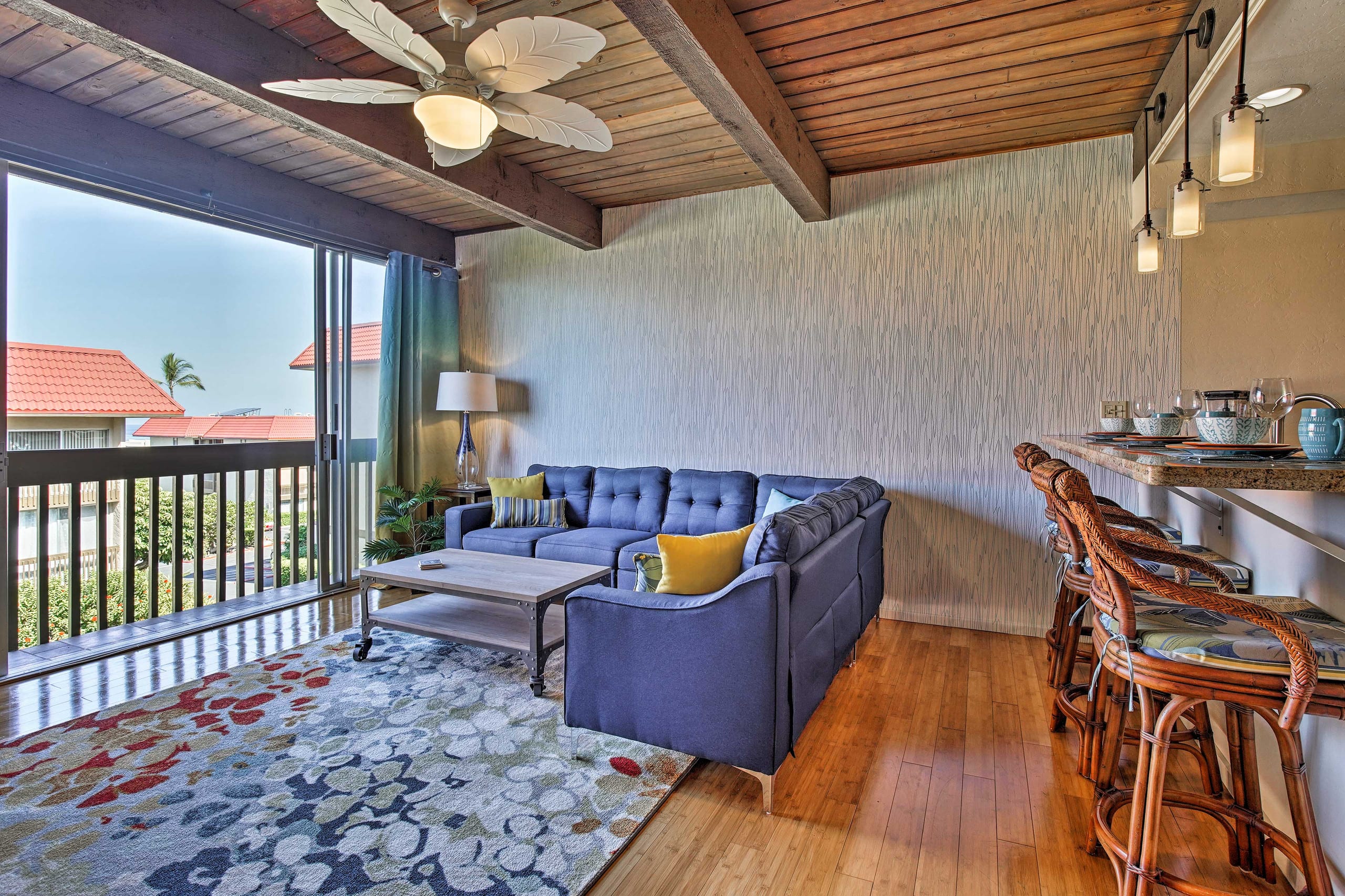 Condo in Kailua-Kona · ★4.47 · 2 bedrooms · 2 beds · 1.5 baths - Image 5